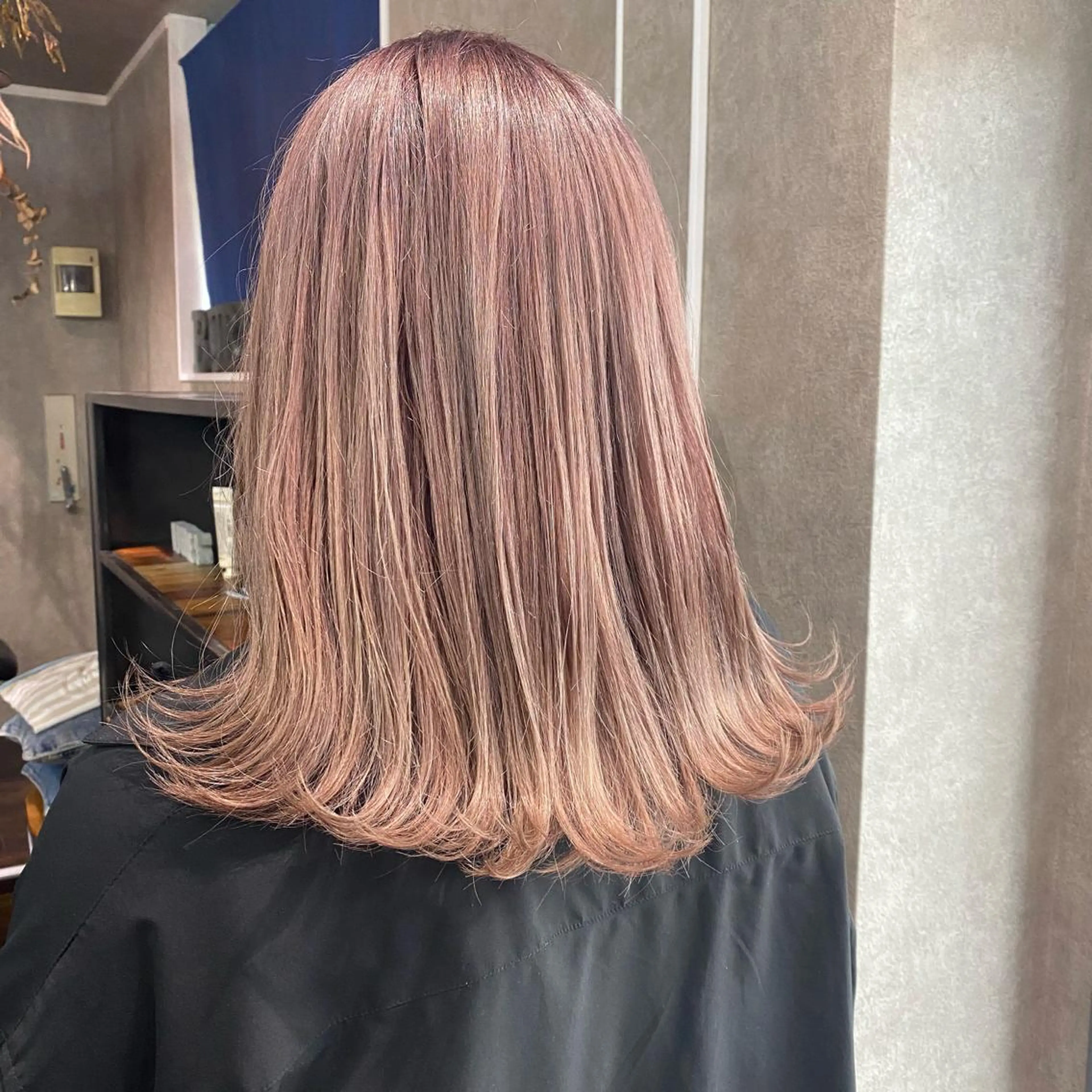 ミディアム カラー toki所属・山城 直美の眉毛・アイブロウイメージ