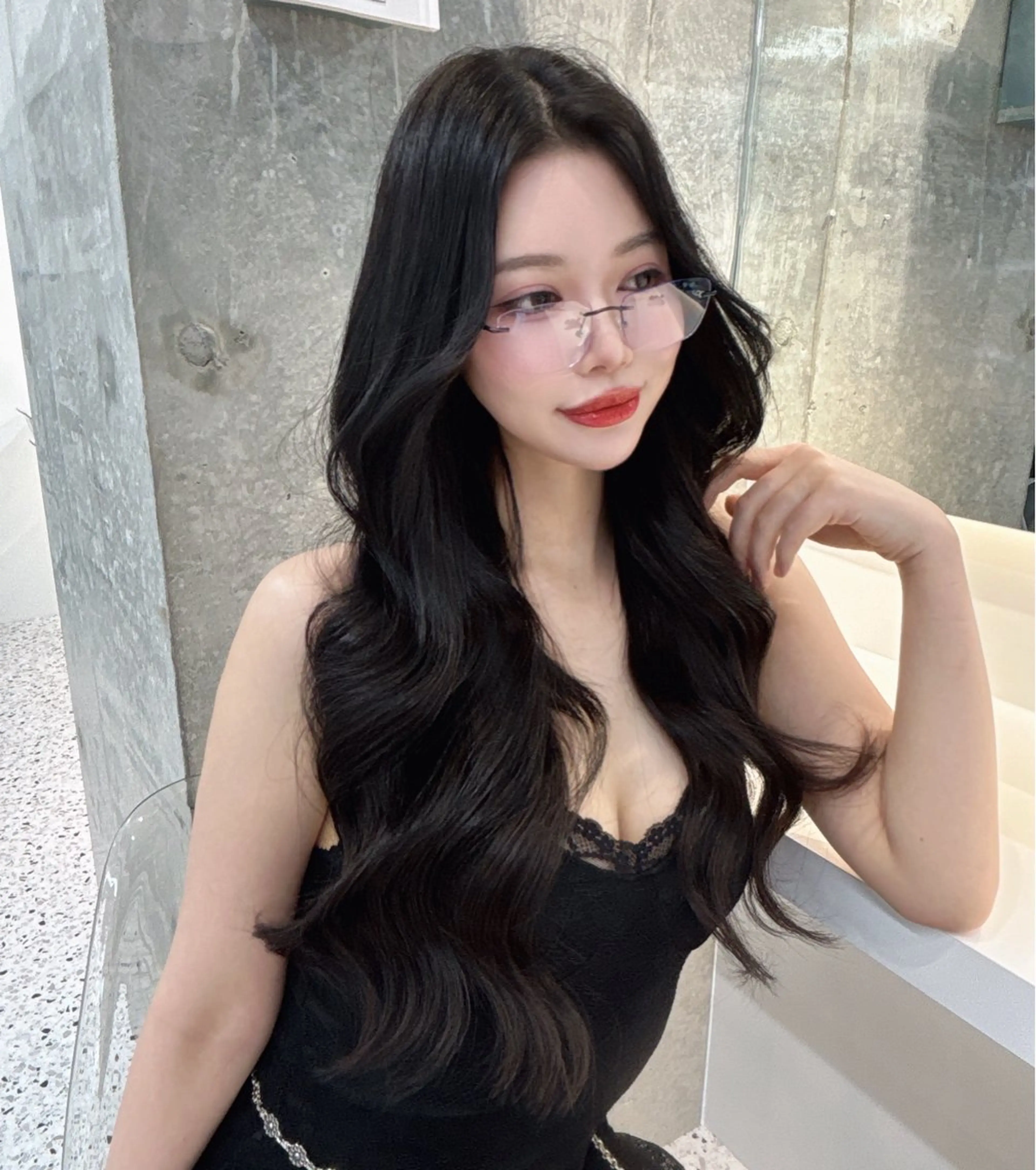 ミディアム カット ヘアカラー rina／ベージュ ワンホン/韓国ヘアのヘアスタイル