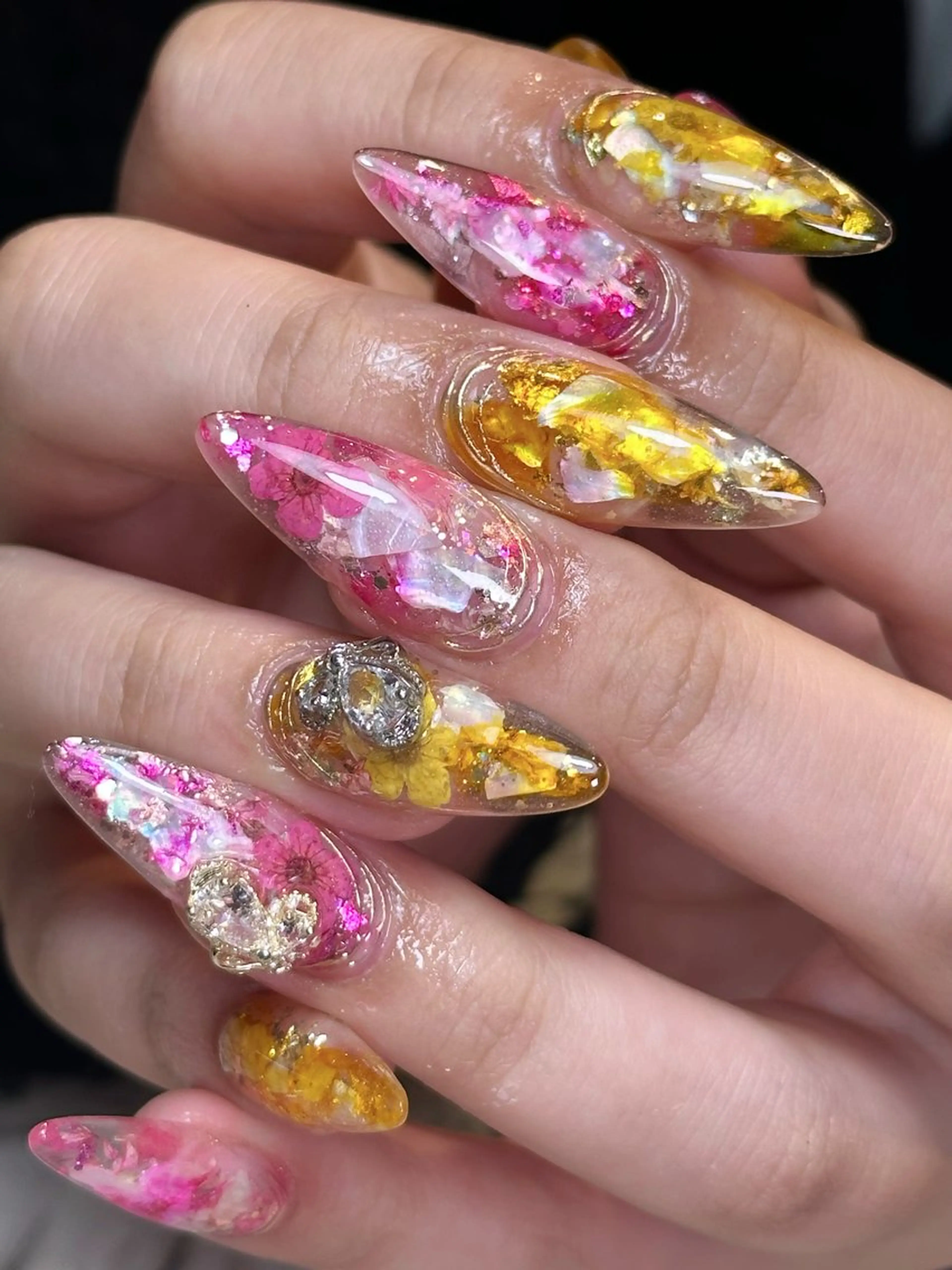 ネイル nail salon  DIA所属・出羽 奈津季のネイルデザイン