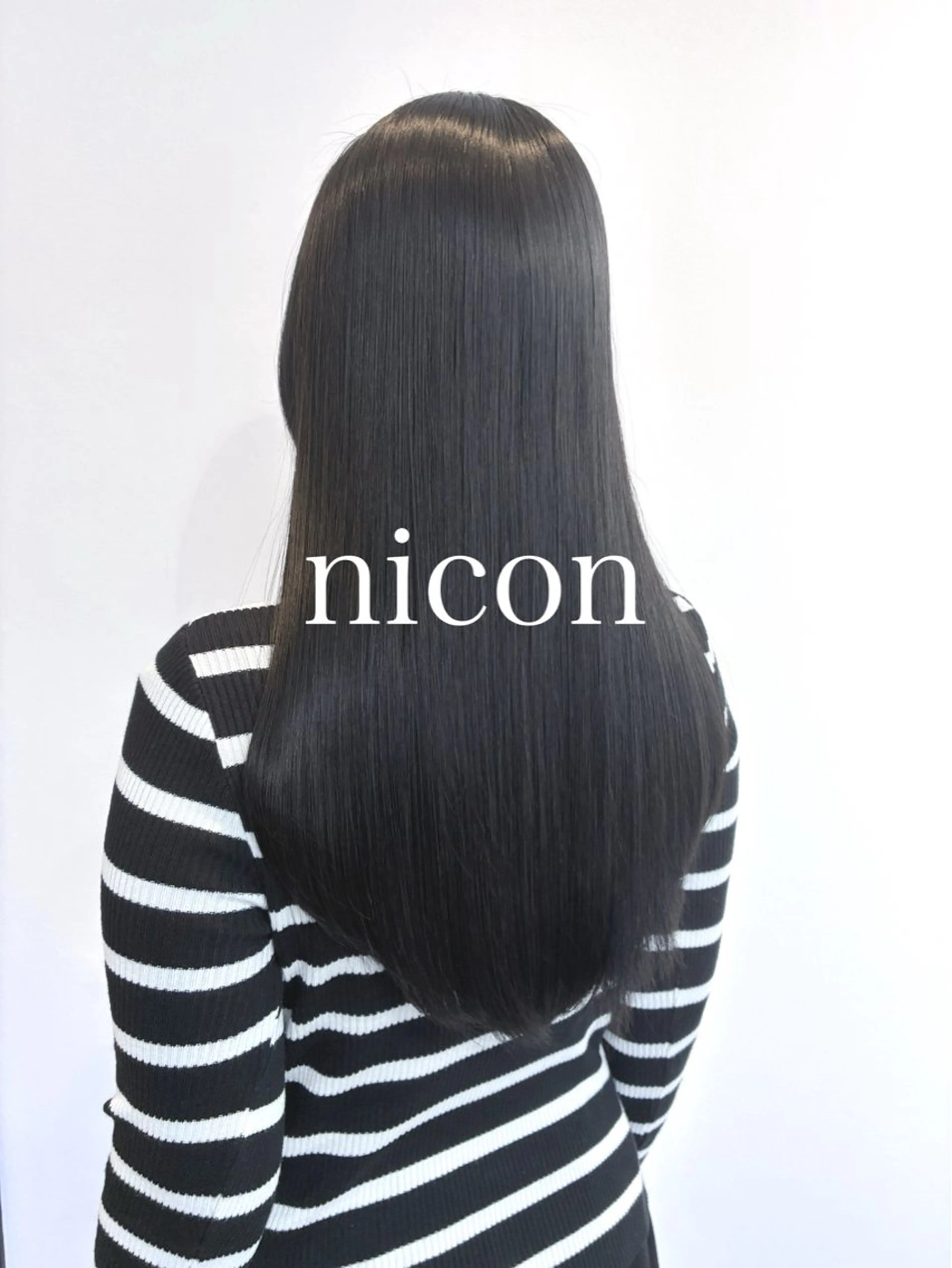 ロング トリートメント 髪質改善 上品艶感カラーのヘアスタイル