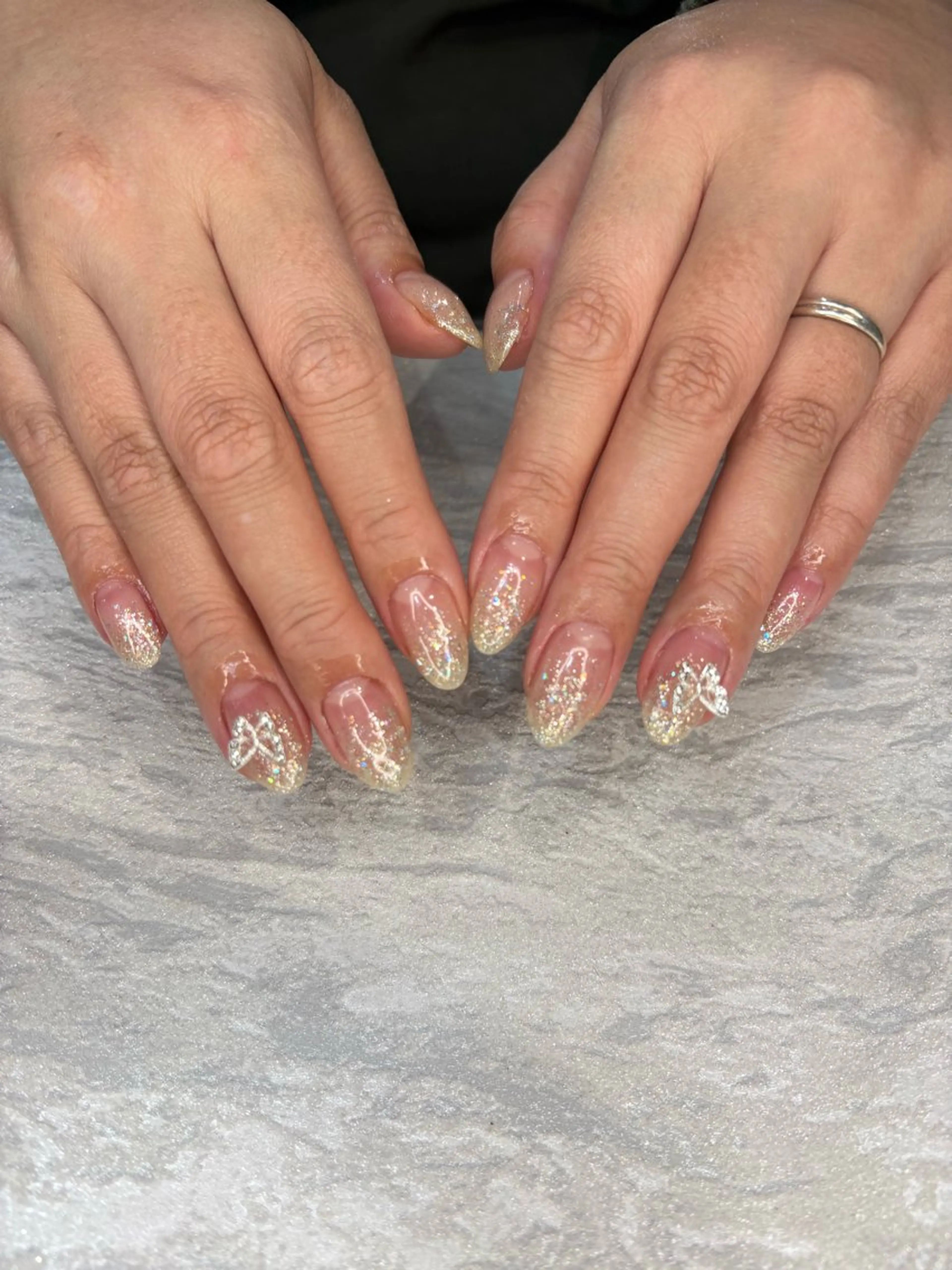 ネイル ラメ(グリッター) ラメグラデーション ハンドネイル eclat ANJUのネイルデザイン