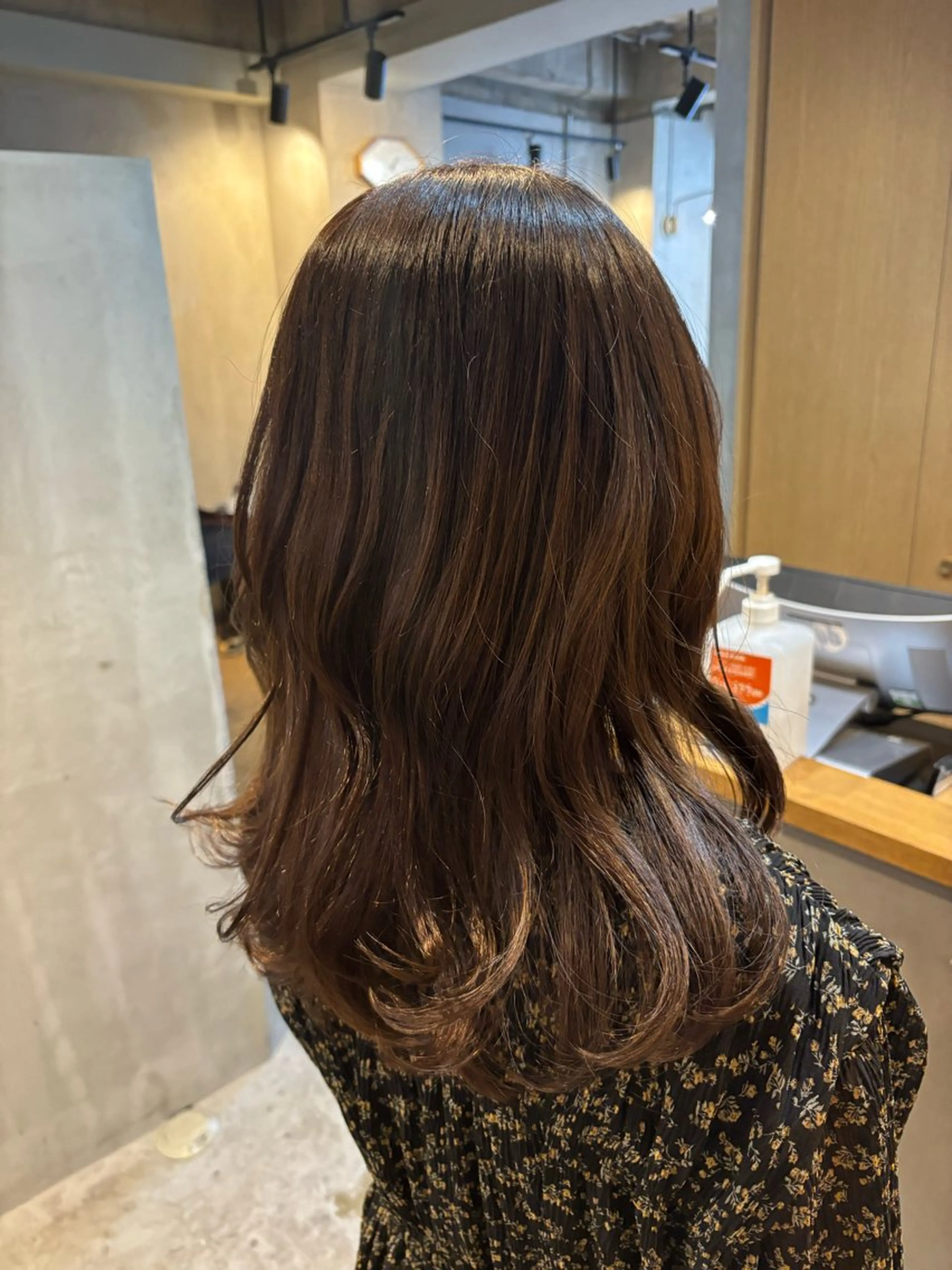 ミディアム • ユリナのヘアスタイル
