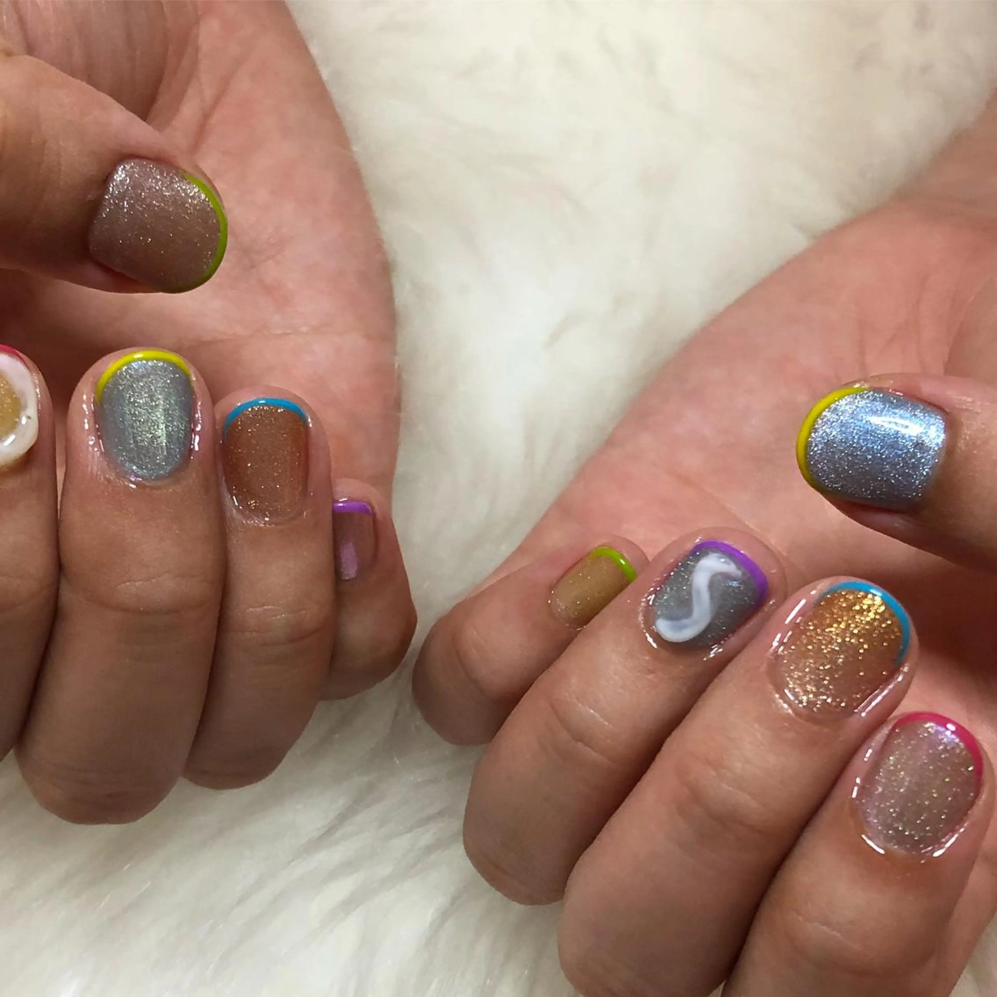 ショート ネイル マグネットネイル ハンドネイル T. Kasumiのネイルデザイン