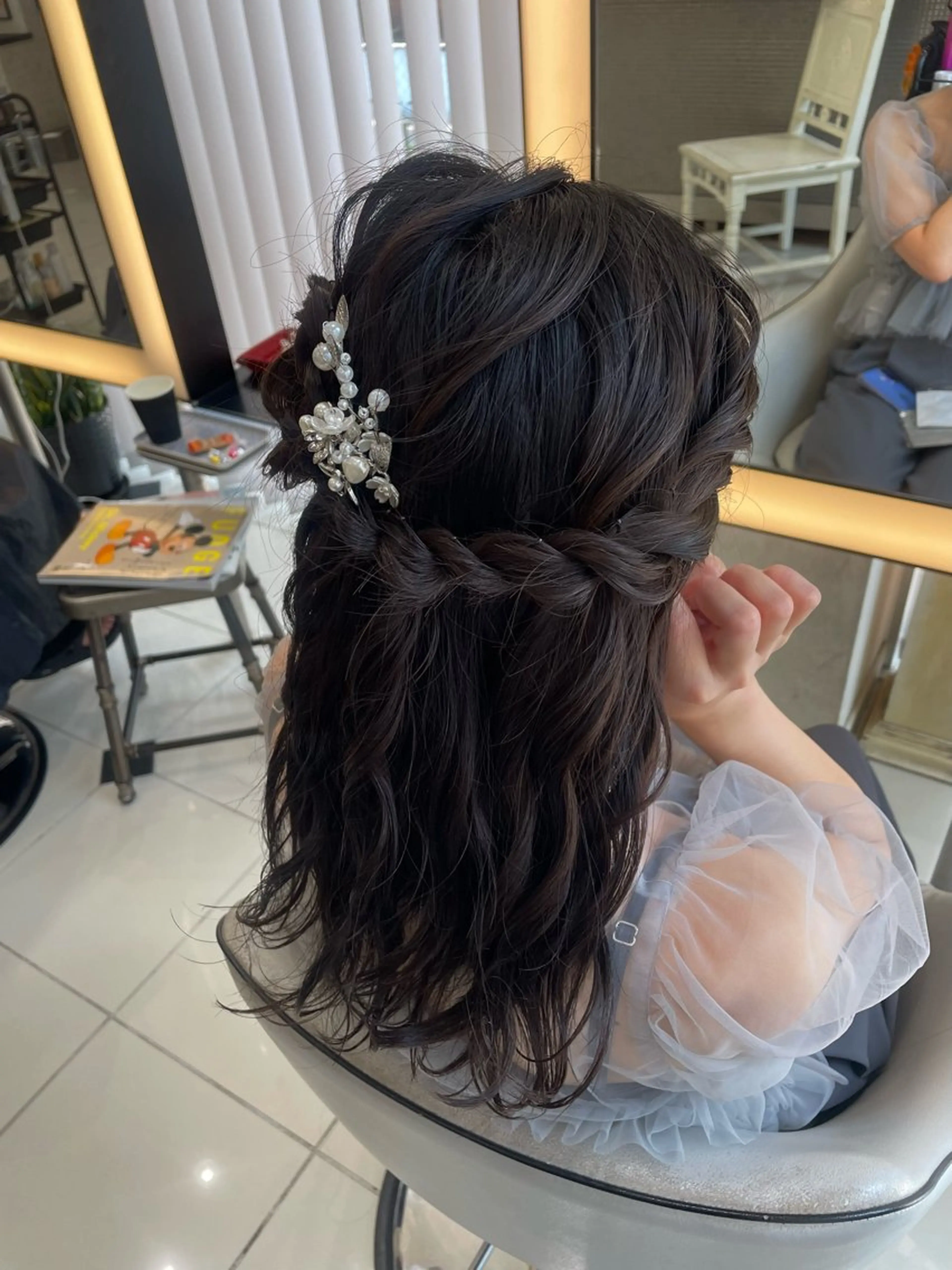 ヘアアレンジ ハーフアップ HEARTS鹿児島所属・草ノ瀬 梨那のヘアスタイル