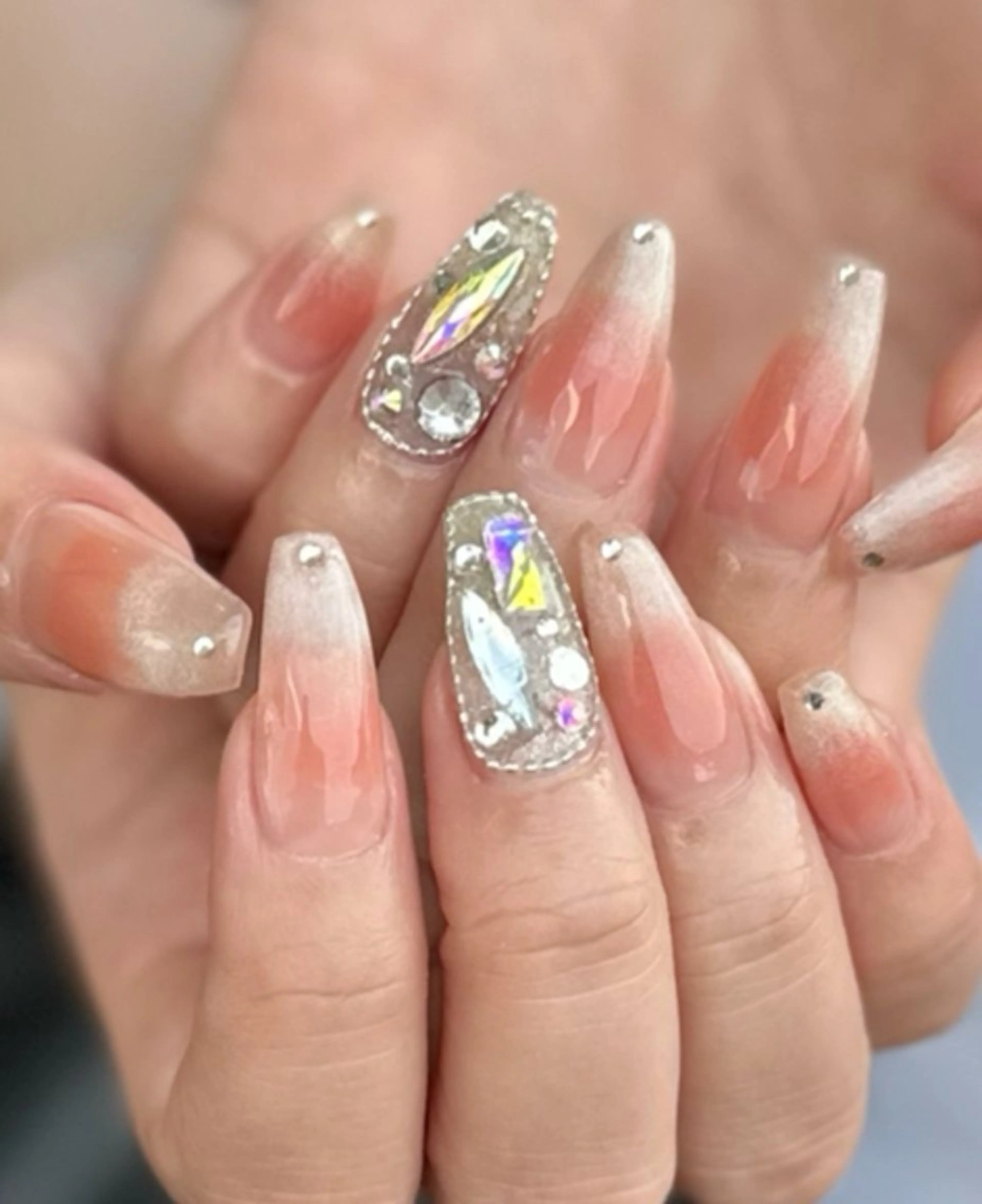 ネイル 新山 聖のネイルデザイン