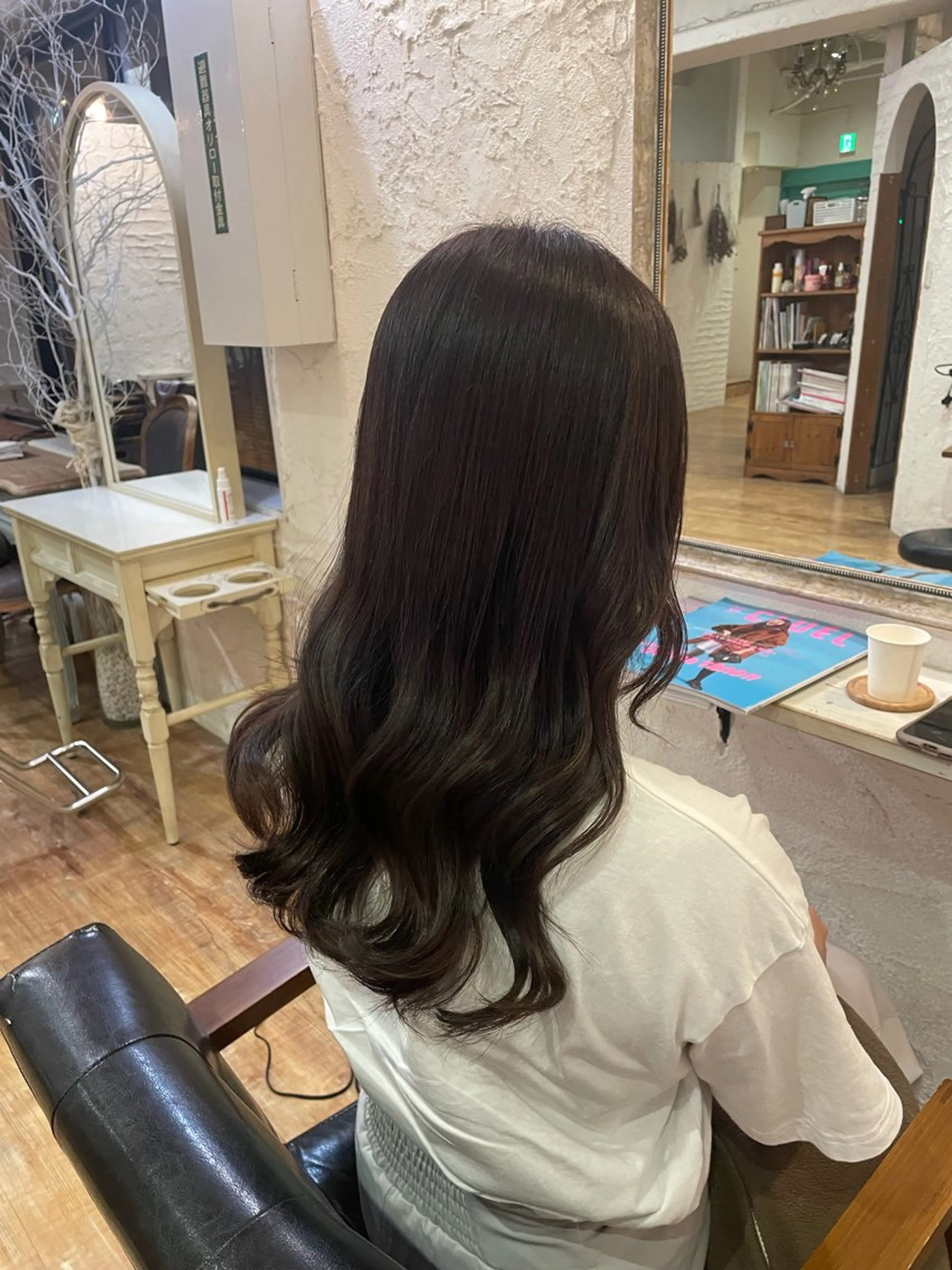 ロング アッシュ 浅沼 ほのかのヘアスタイル