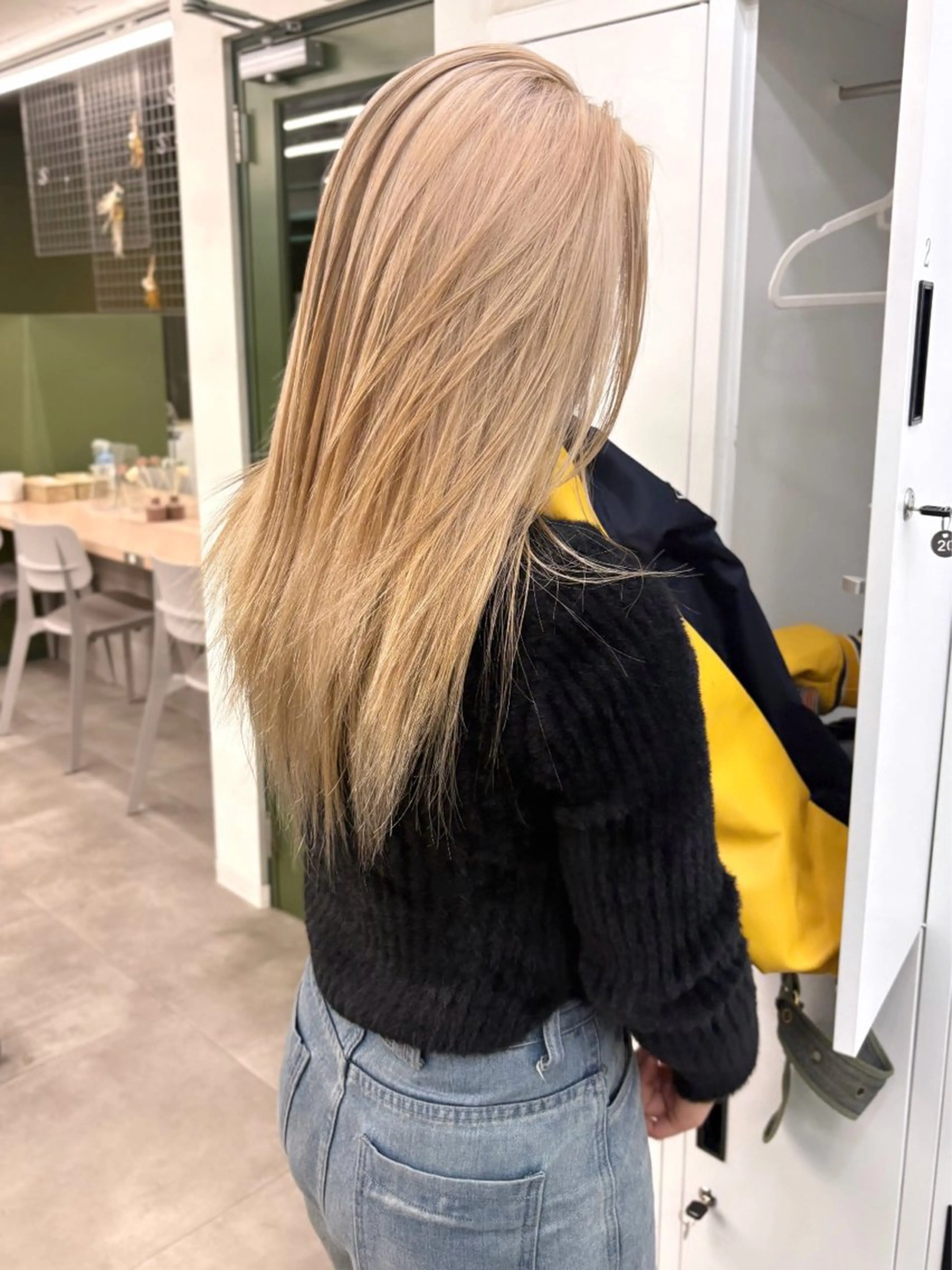 ロング カット ヘアカラー トリートメント Miyu🌊/海外 風ハイライトのヘアスタイル