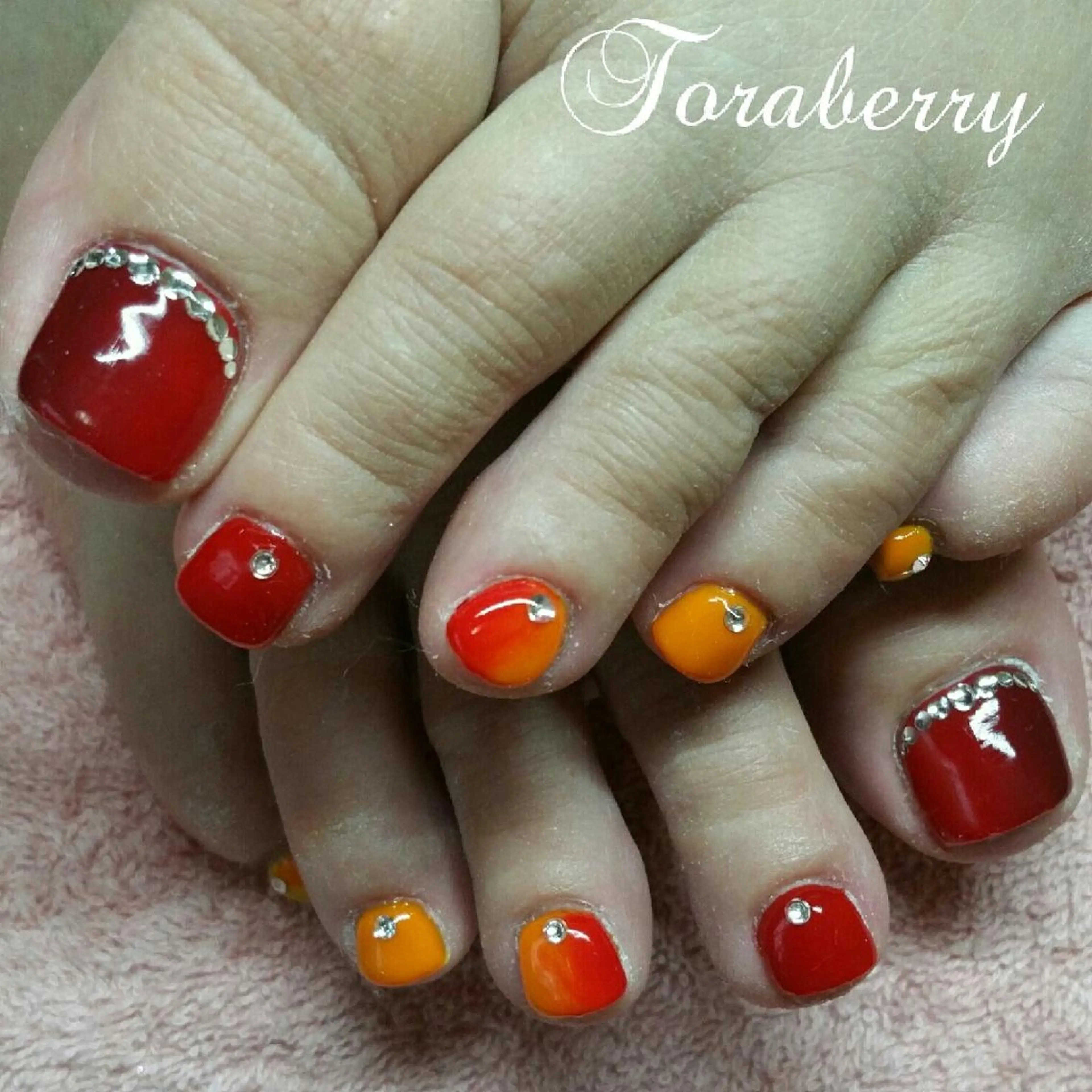 ネイル グラデーション フットネイル ネイリスト なつみのネイルデザイン