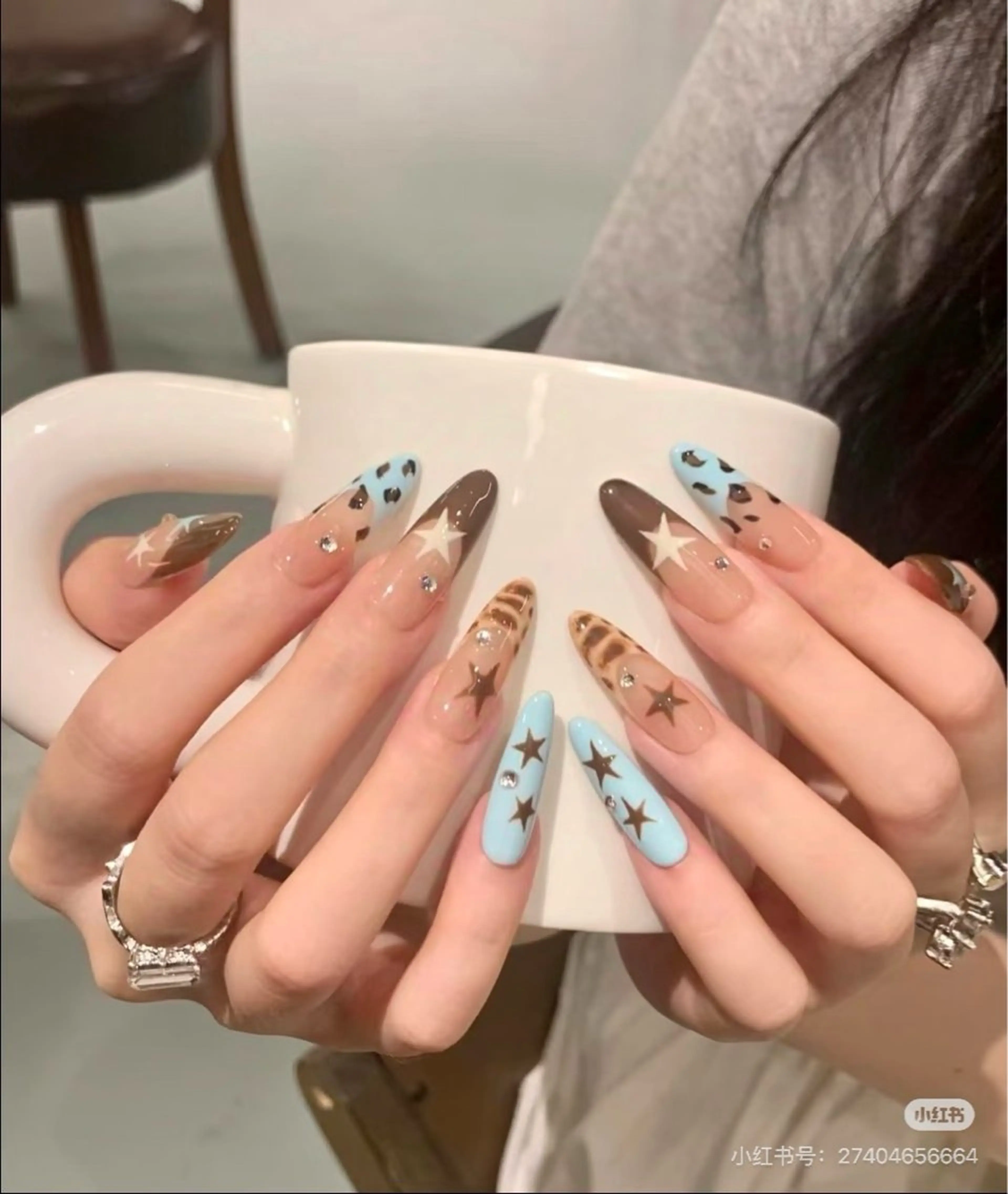 ネイル アートネイル べっ甲ネイル チークネイル 長さ出し フットネイル ハンドネイル ラッキーネイルサロン 西川口東口店のネイルデザイン