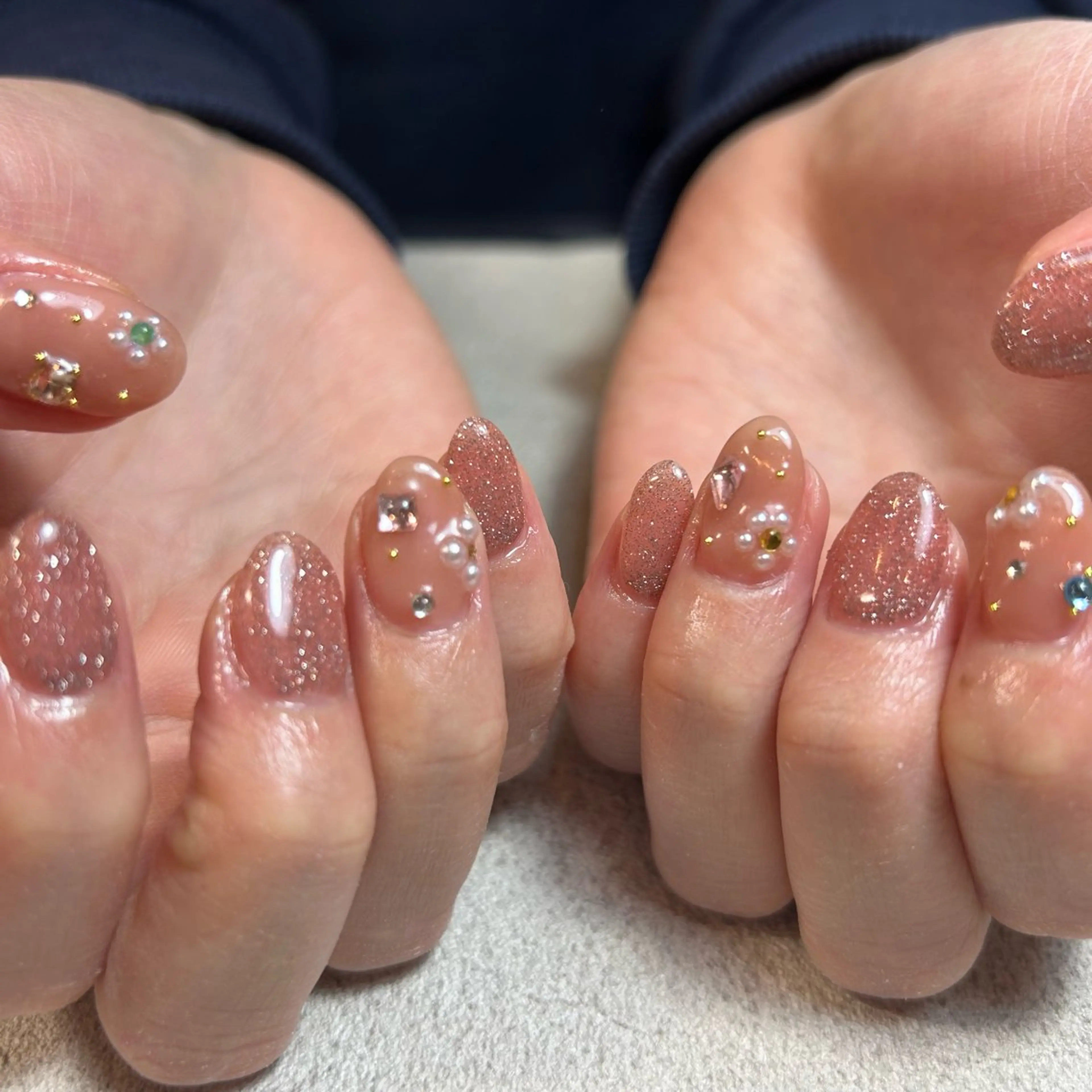 ネイル amunail所属・浦川 歩のネイルデザイン