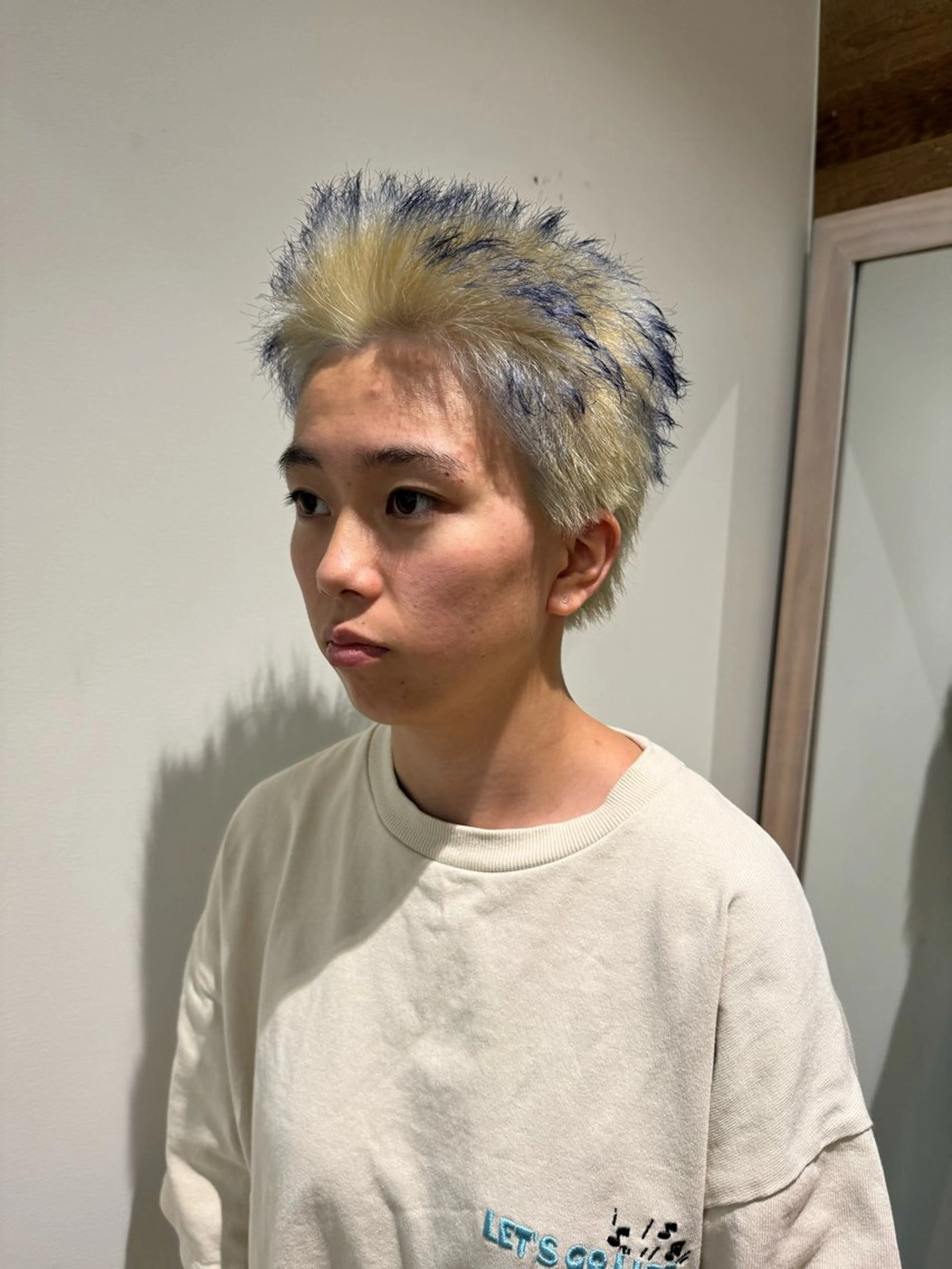 ショート カラー 吉留 文月のヘアスタイル