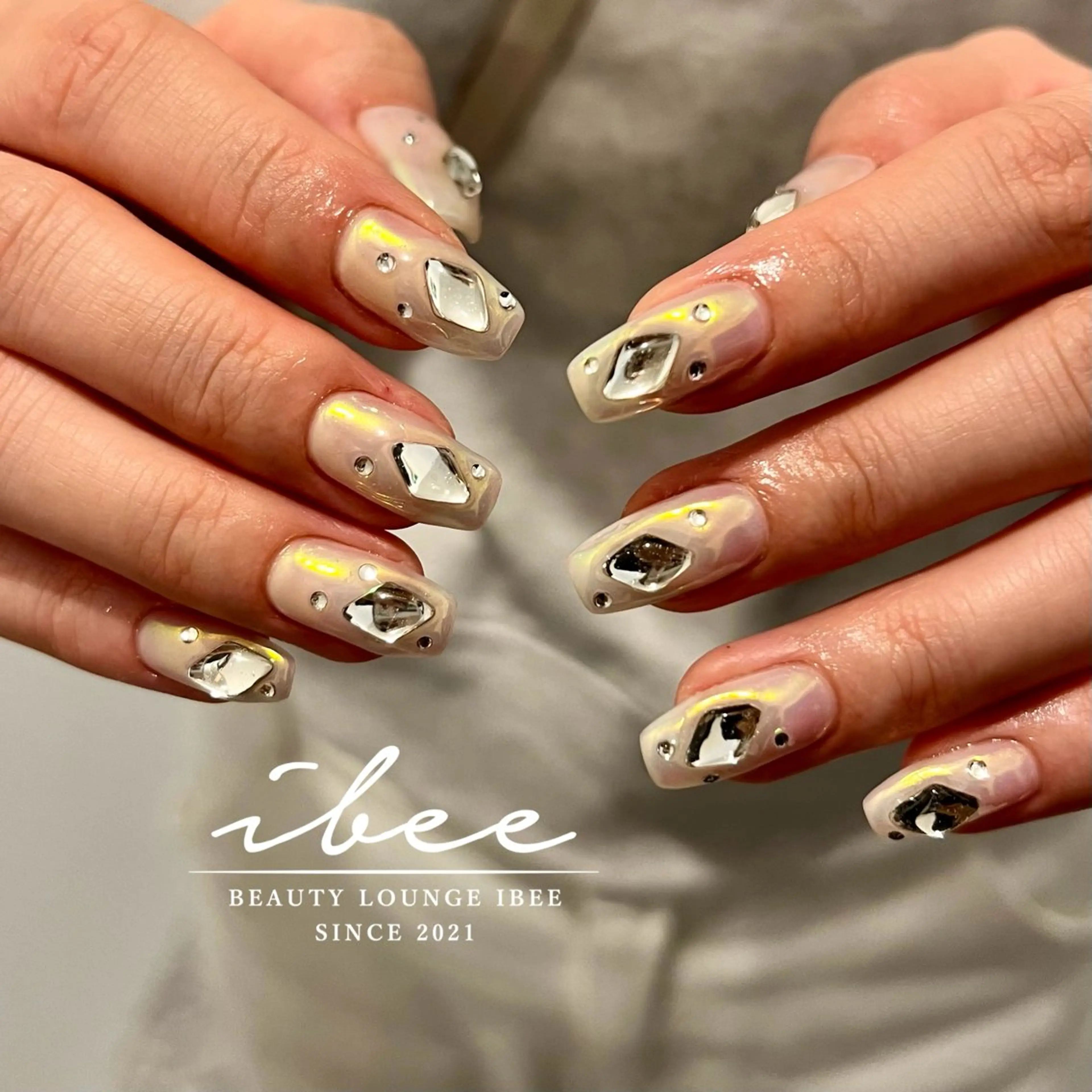 ネイル ハンドネイル ibee nail 🤍yumiのネイルデザイン