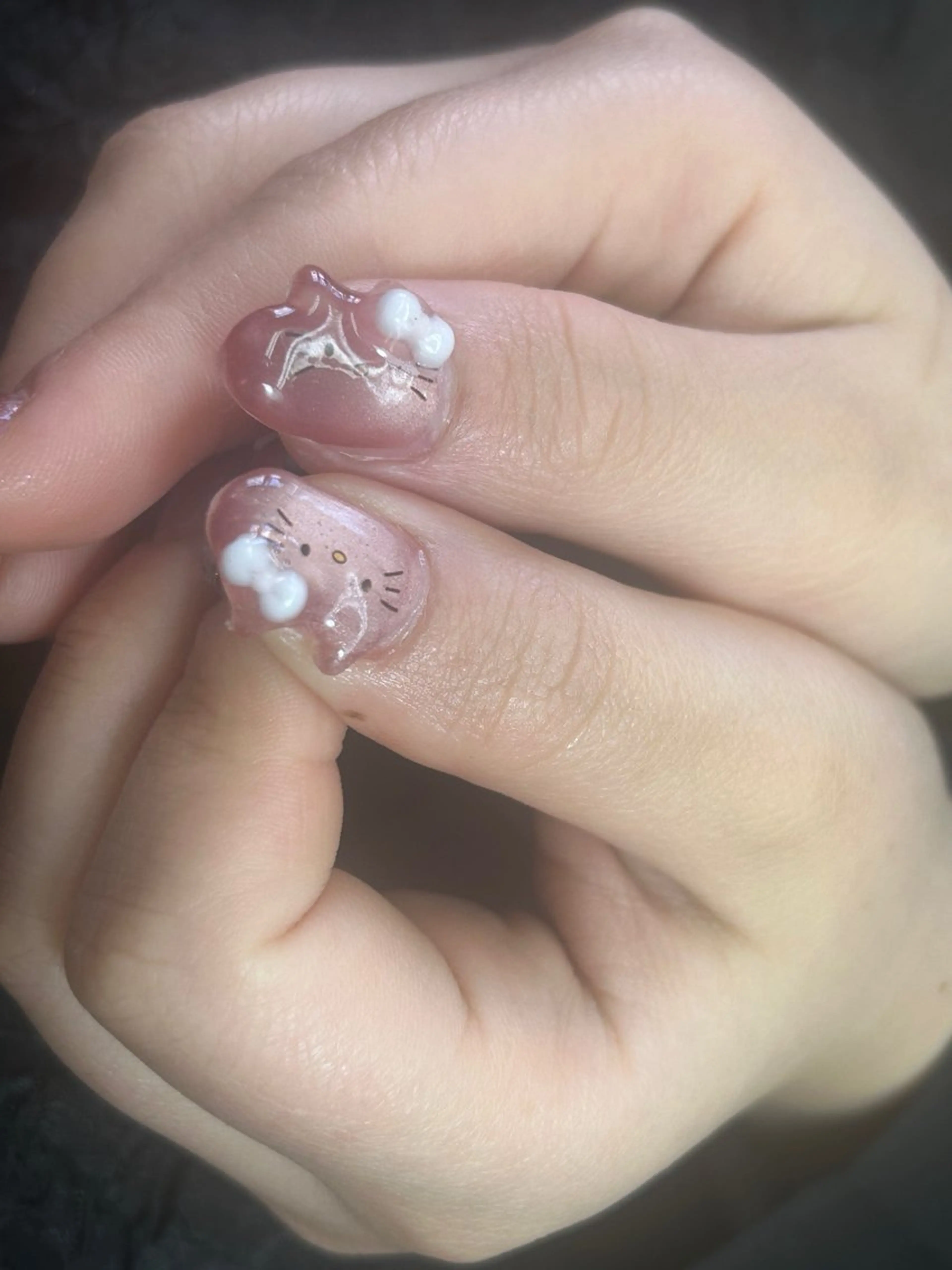 ネイル オーロラネイル フラッシュネイル フラワーネイル フレンチネイル キラキラネイル ハンドネイル 🌟桜beauty 🌟プロ ネイリストのネイルデザイン