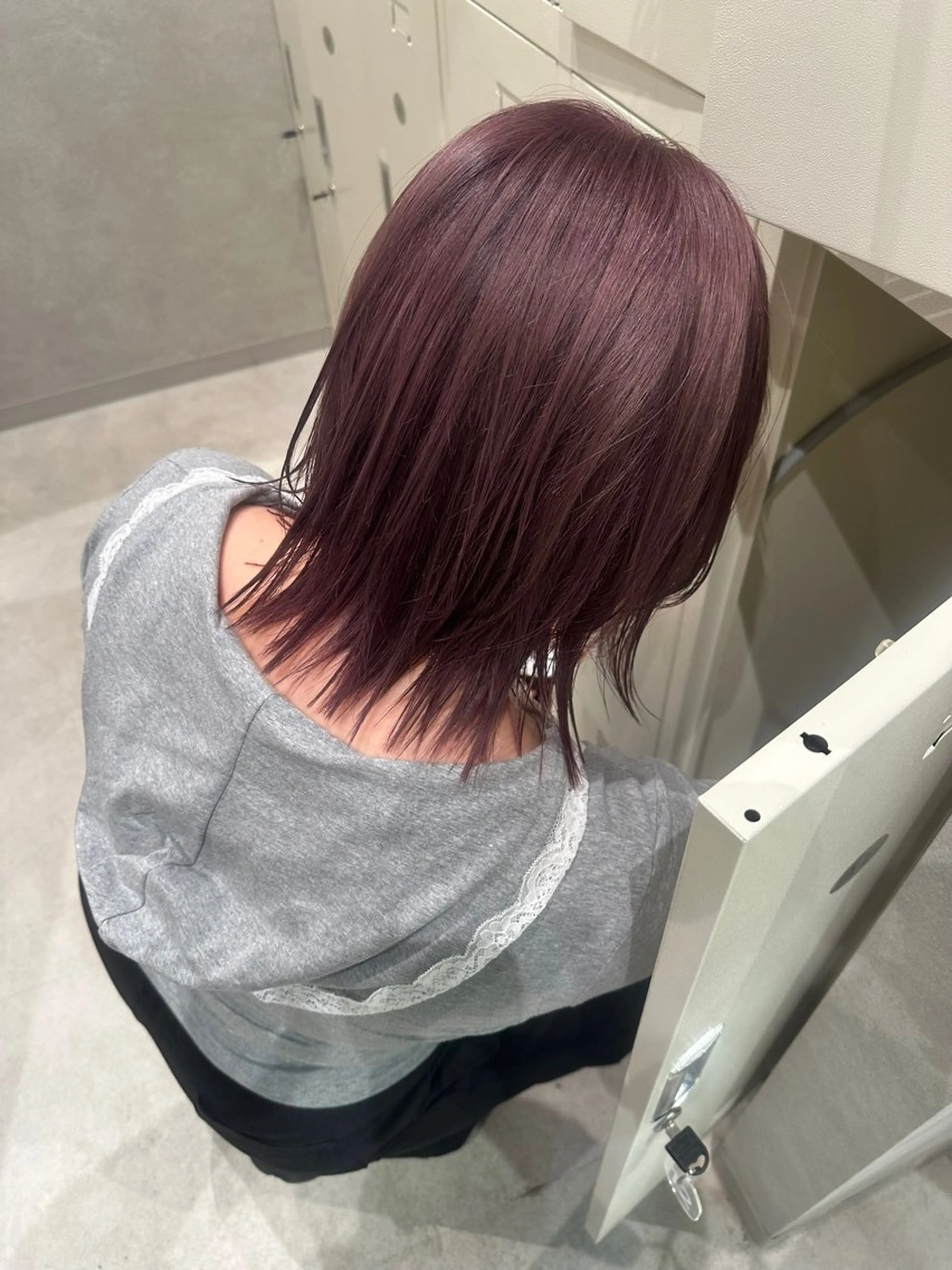 ミディアム カット ヘアカラー 小寺 唯希のヘアスタイル