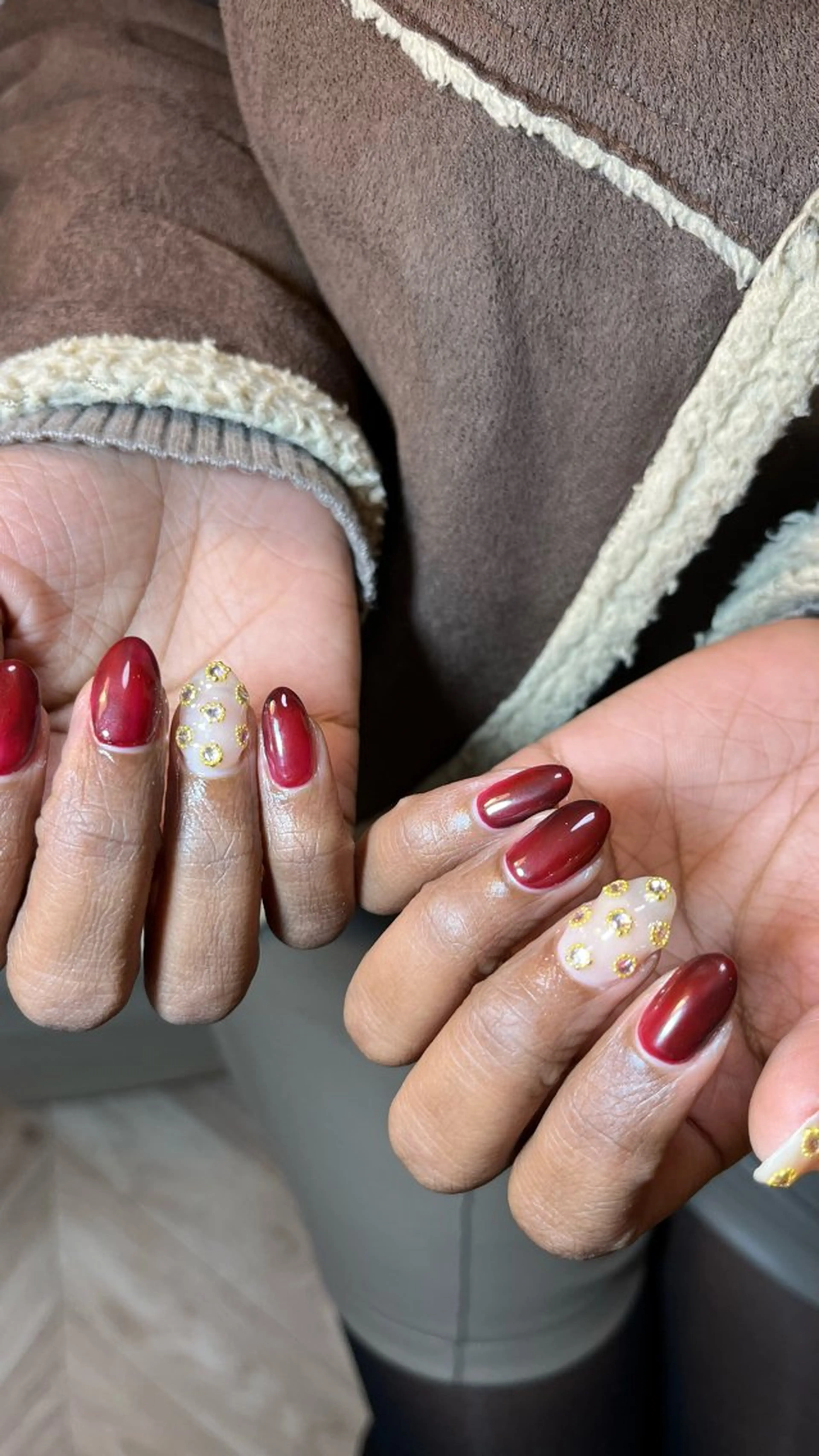 ネイル ハンドネイル Amber21.所属・Nagahama Akariのネイルデザイン