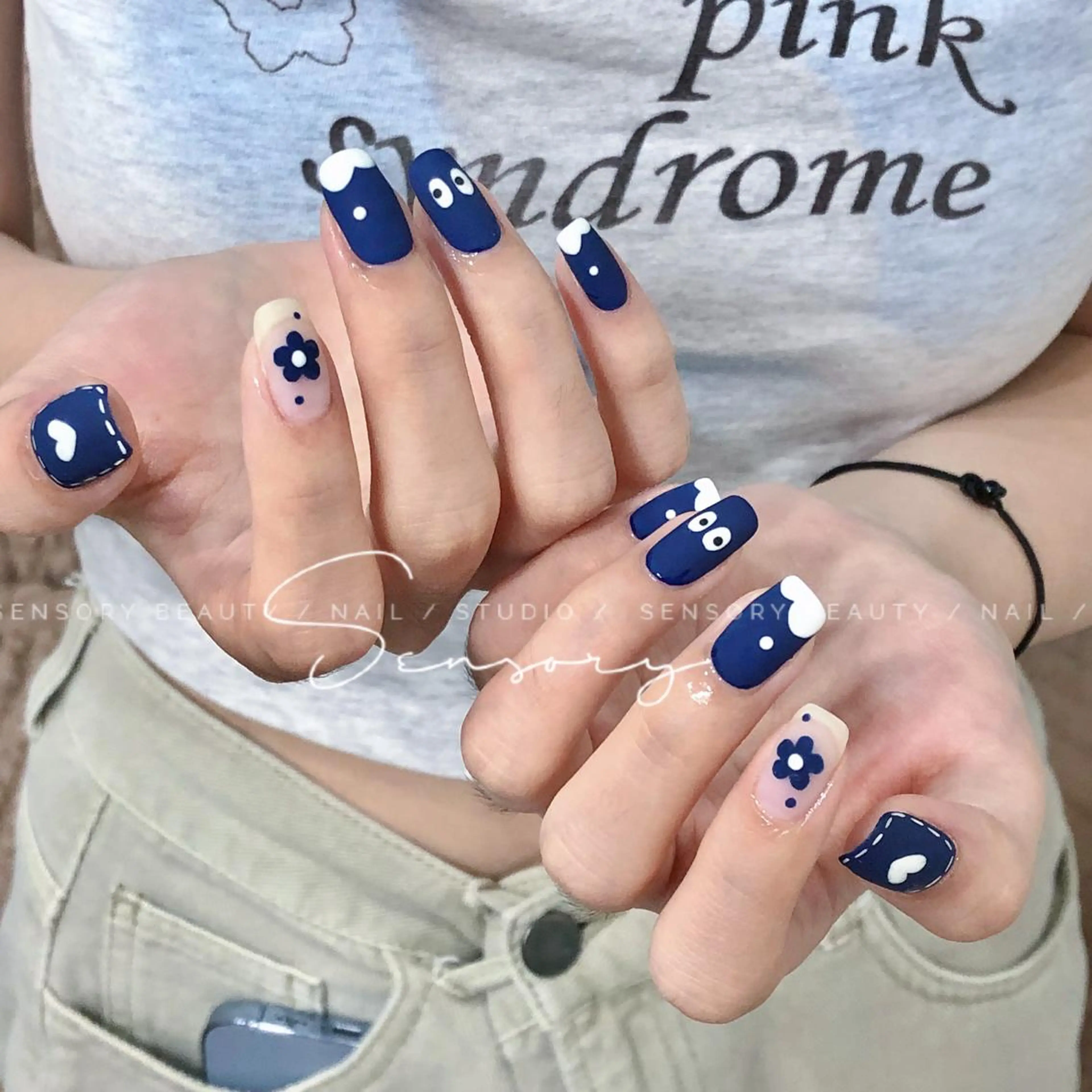 ネイル ハンドネイル ジョ ジョのネイルデザイン
