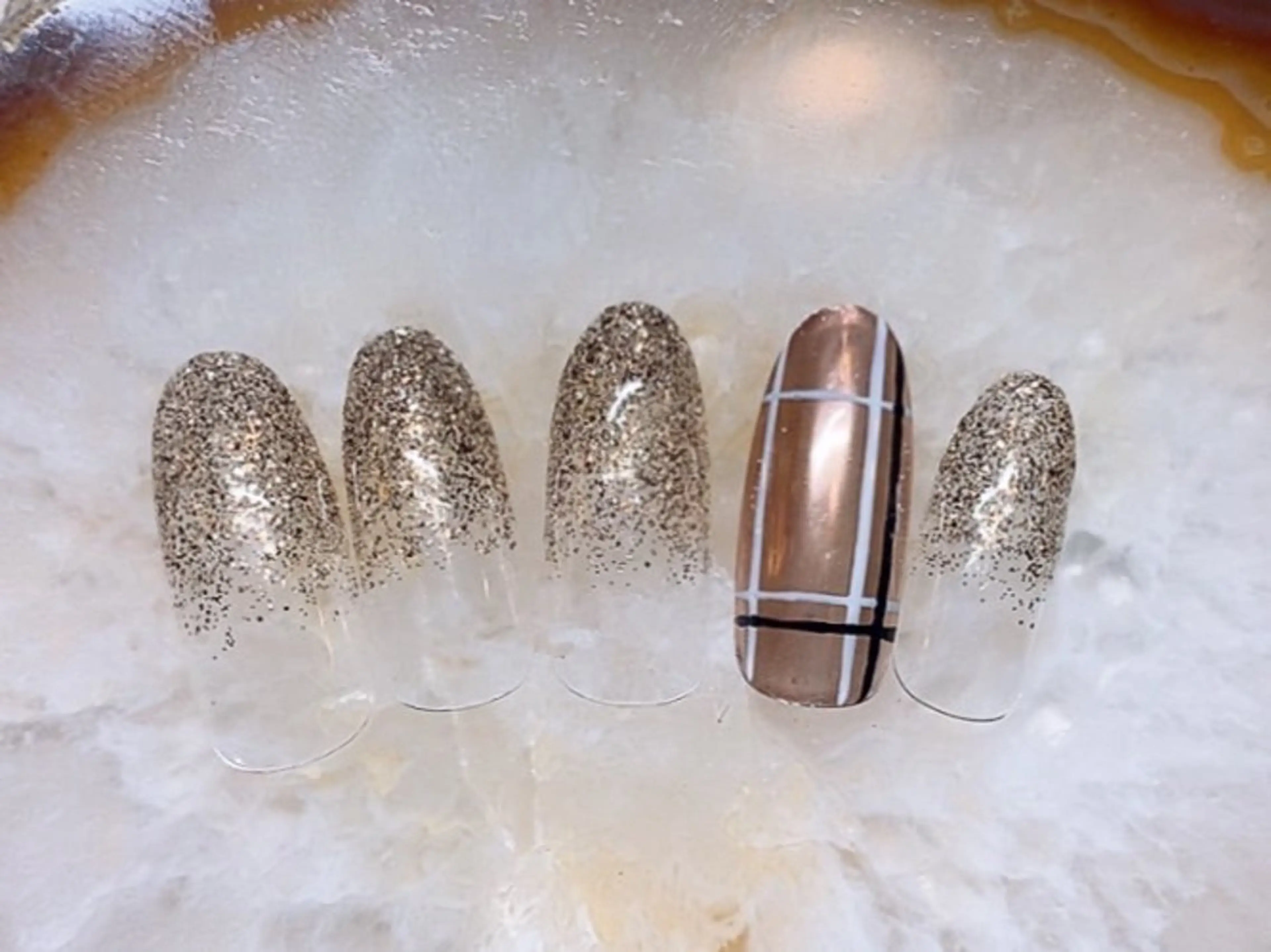 ネイル aimer tomomiのネイルデザイン