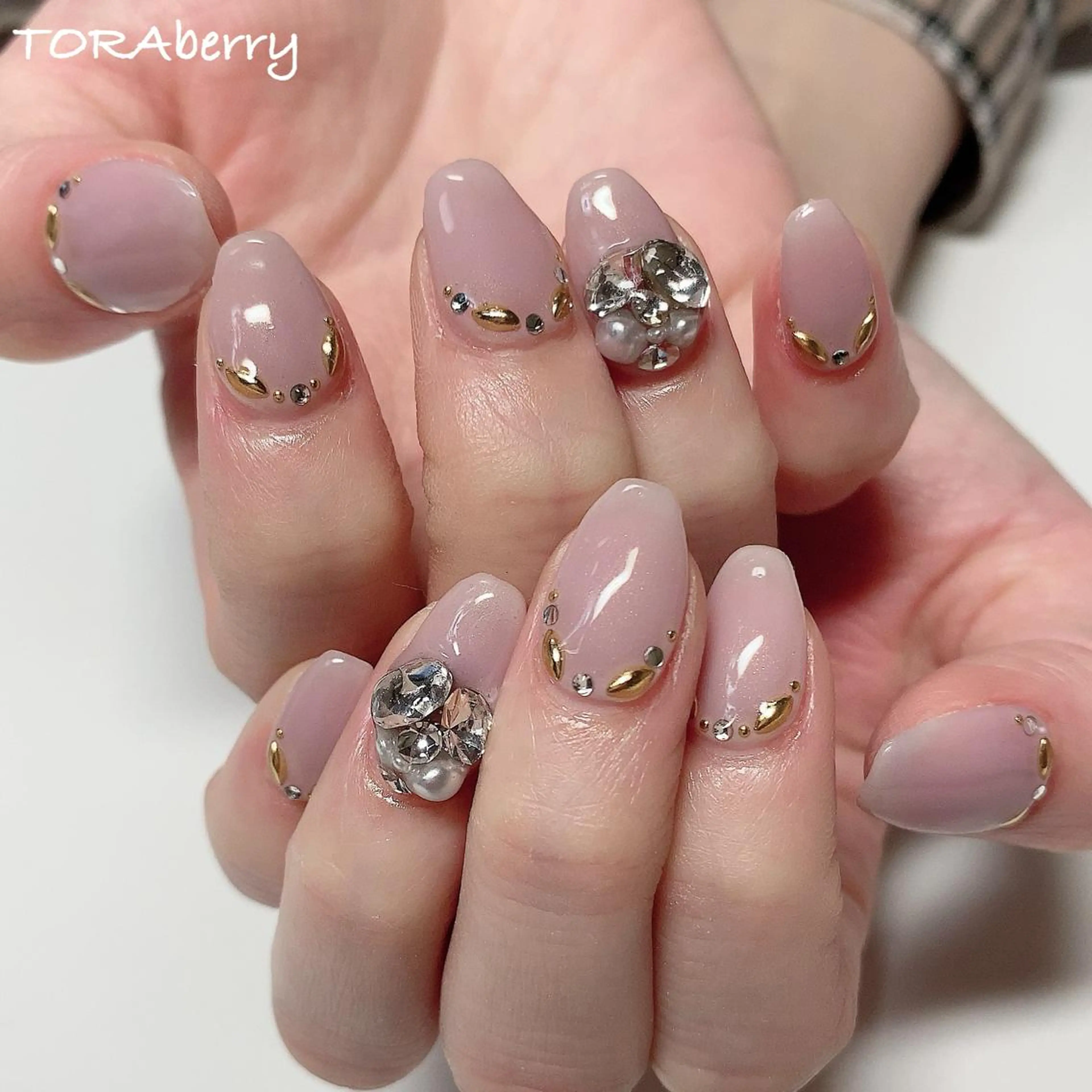 ネイル ハンドネイル ネイリスト なつみのネイルデザイン