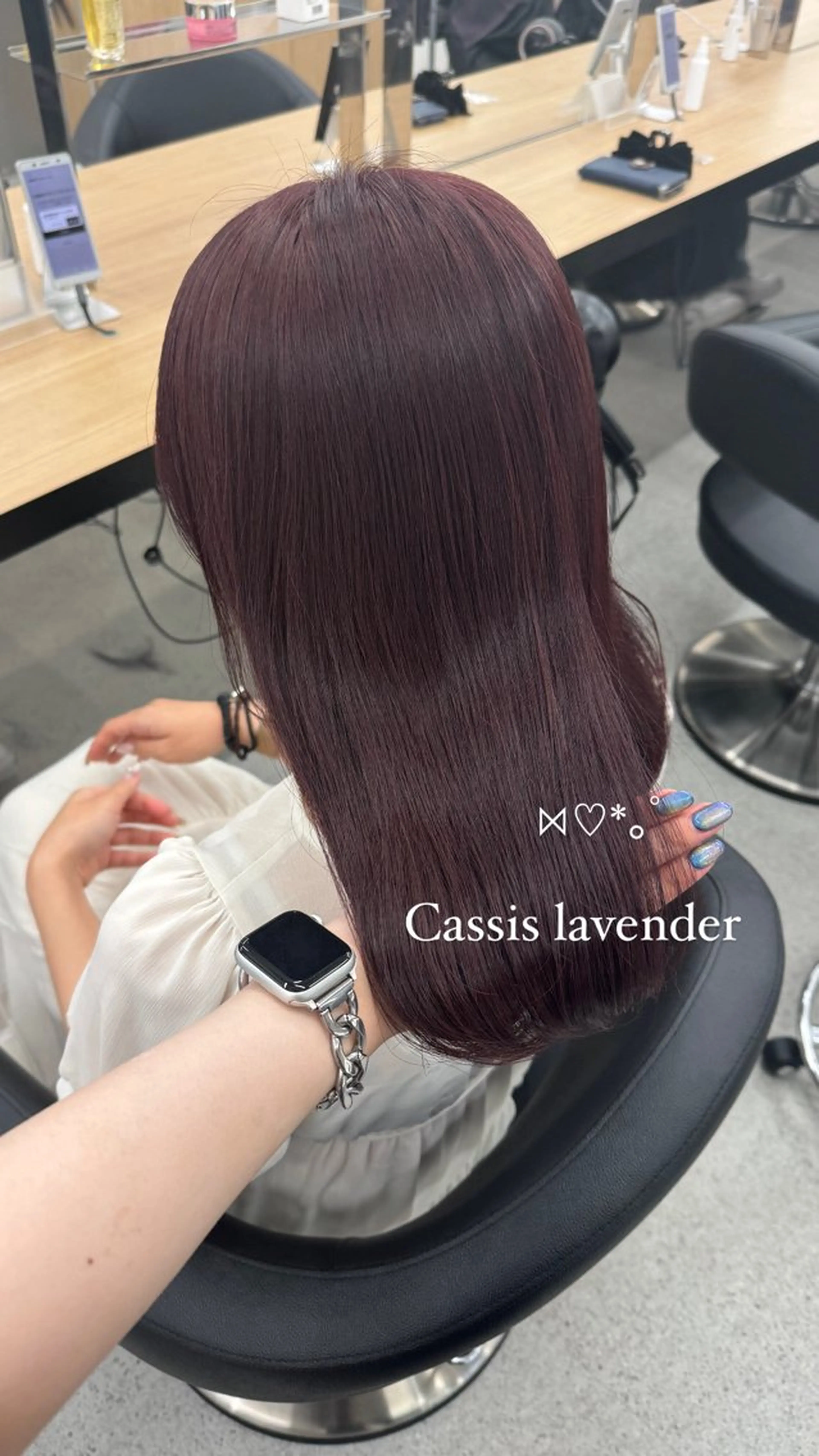 ロング カラー ヘアカラー 暗髪🩶ラベンダー/ ブルー/ユウナ🤍のヘアスタイル