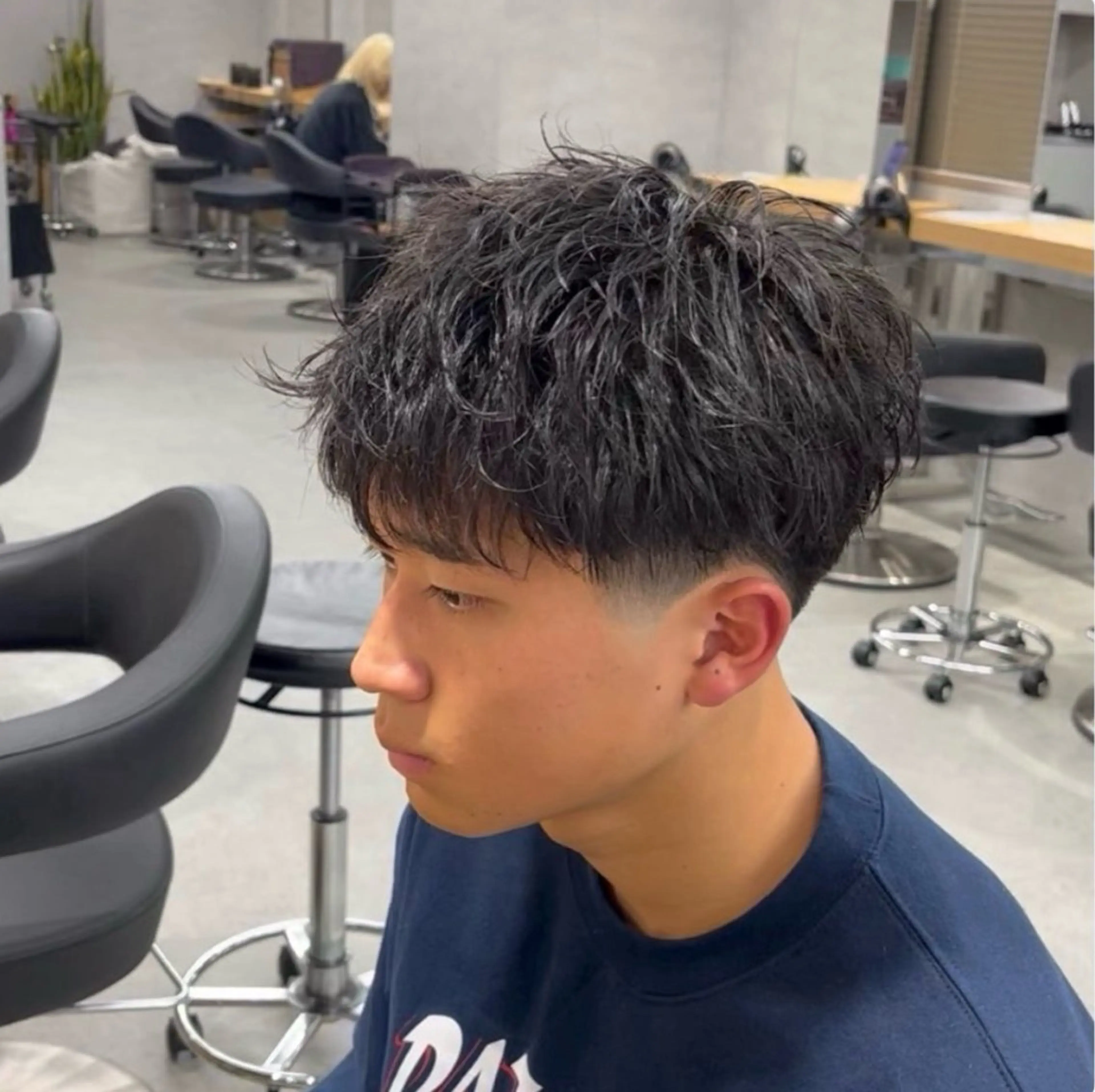 ショート カラー パーマ メンズ カット パーマ 🔥メンズ 特化🔥菊水皐暉🔥のヘアスタイル