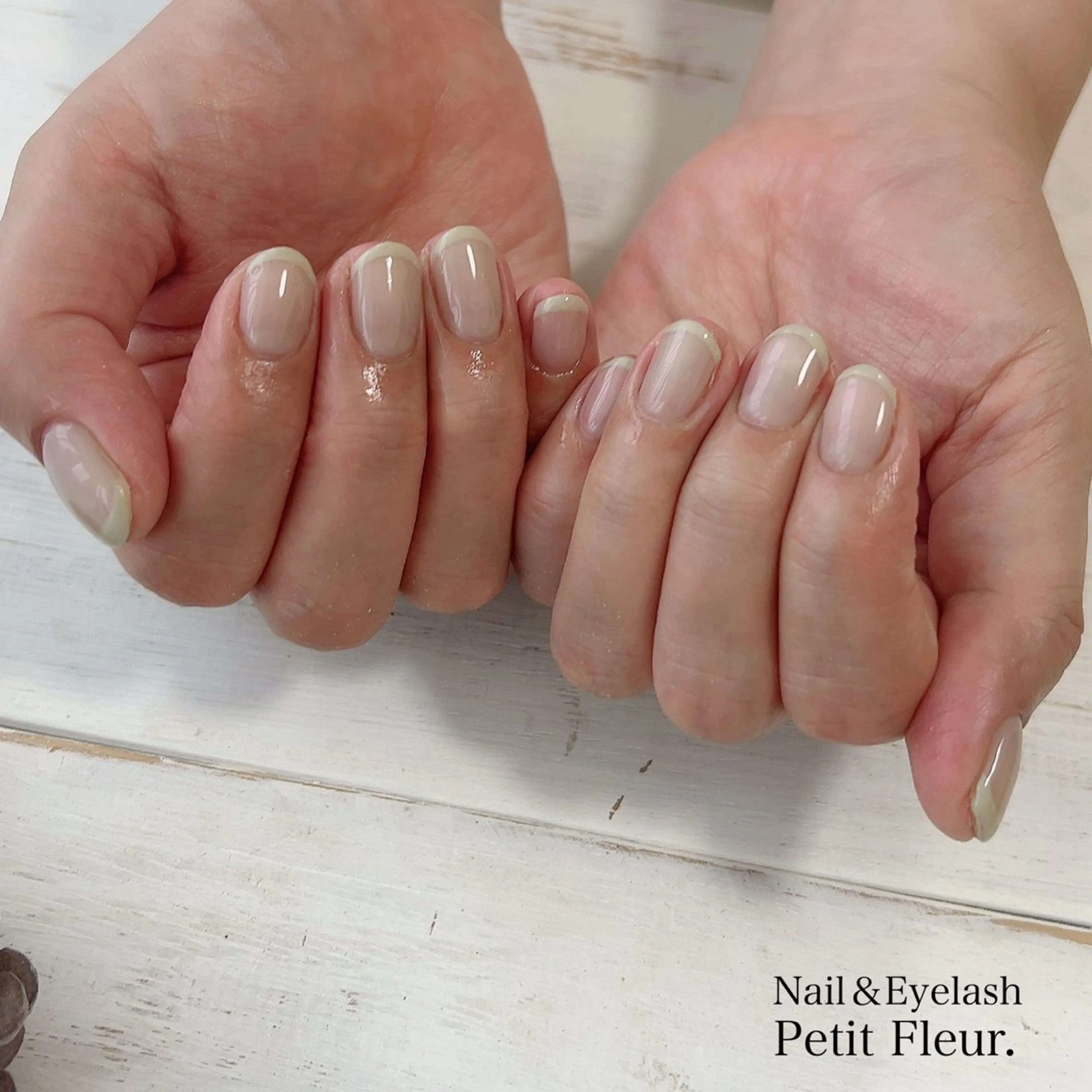 ネイル Petit Fleur所属・青柳 亜梨奈のマツエク・マツパデザイン