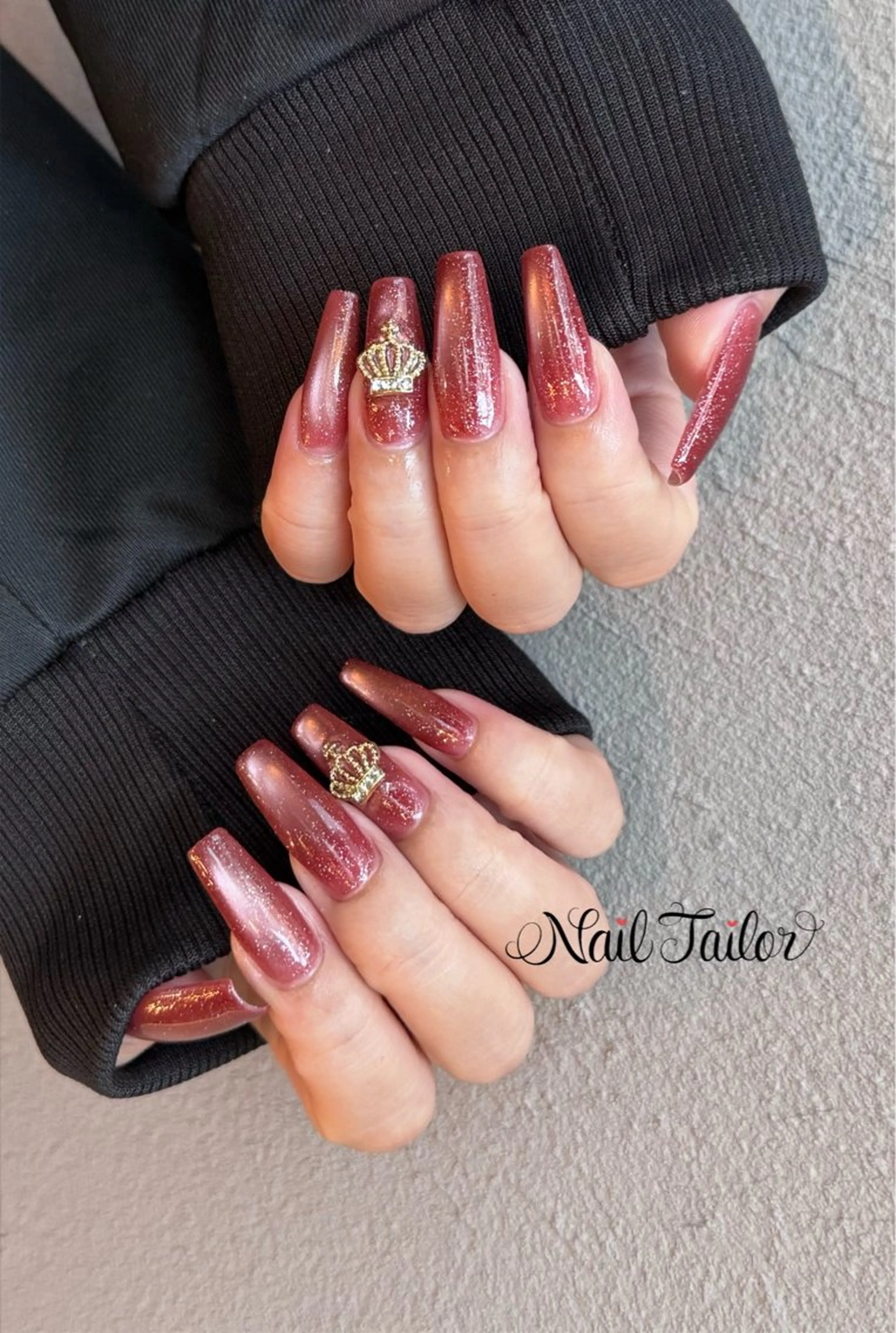 ネイル フラッシュネイル フラッシュマグ 卒業式 ロングネイル マグネットネイル ハンドネイル 〜Nail Tailor〜 ネイルテイラー所属・NailTailor ネイルテイラーのネイルデザイン