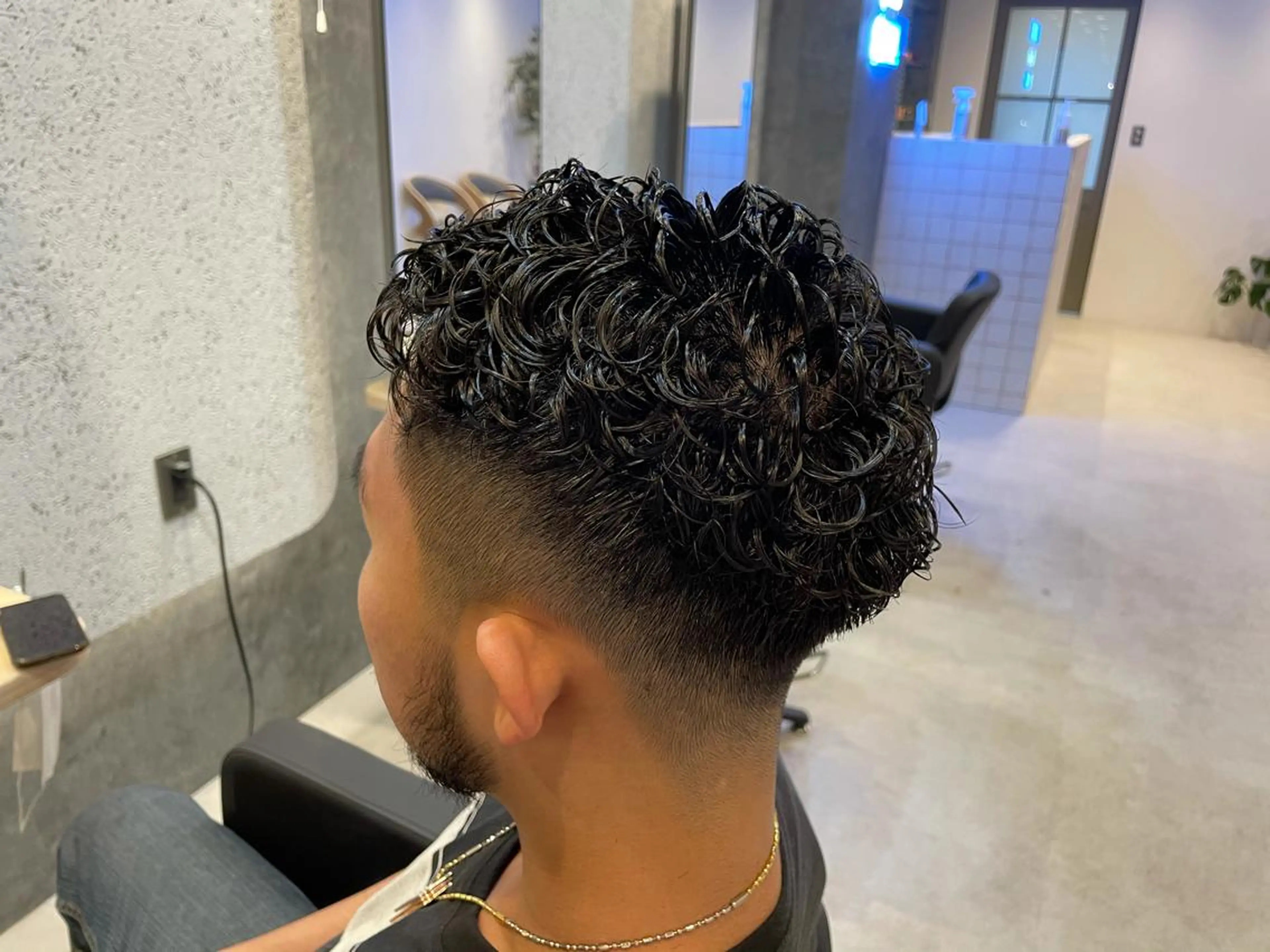 ショート メンズ フェードカット カット パーマ FM【エフエム】HAVANA所属・メンズパーマ特化型 🔥URITAのヘアスタイル