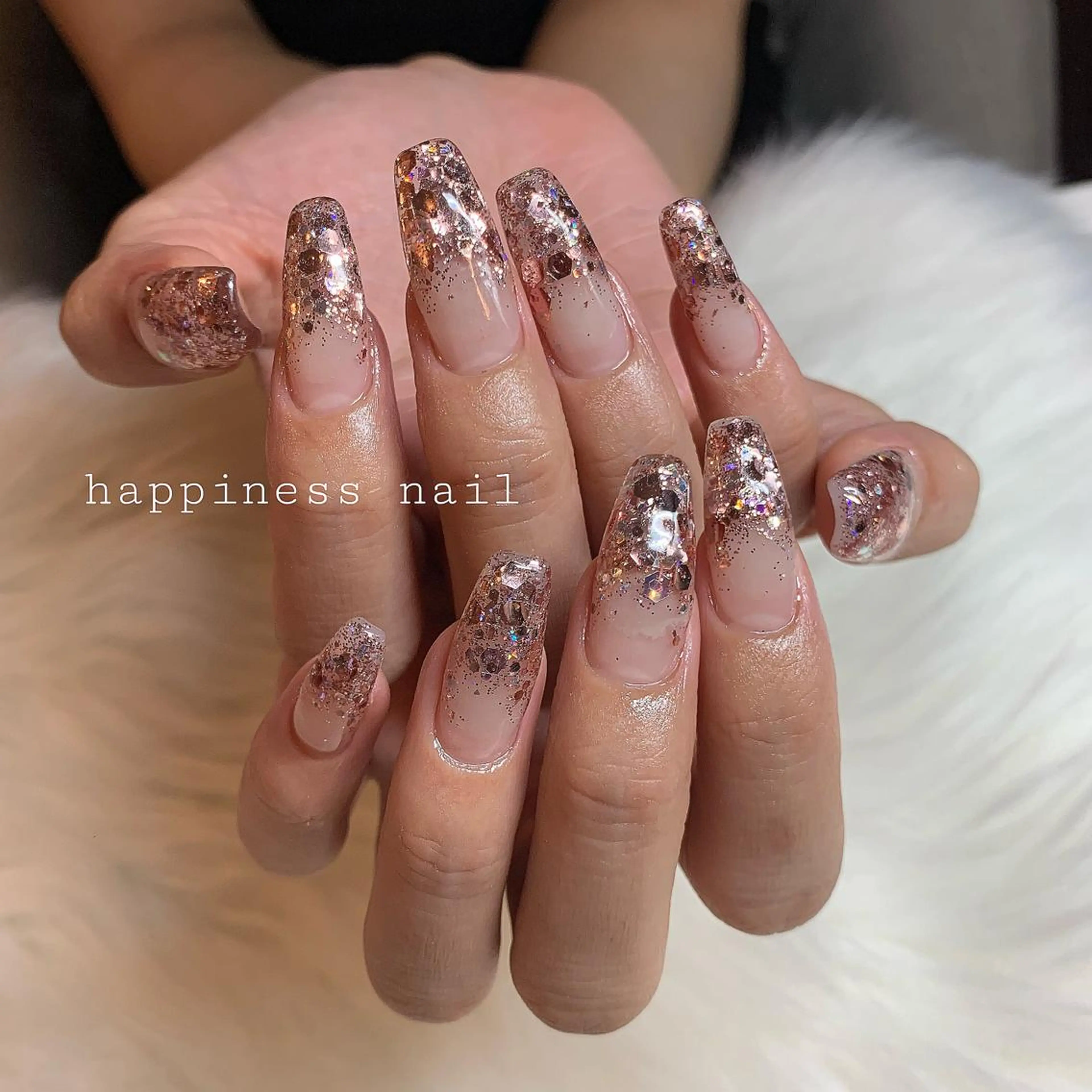ネイル アートネイル グラデーション ハート ラメ(グリッター) ラメグラデーション happiness nailのネイルデザイン