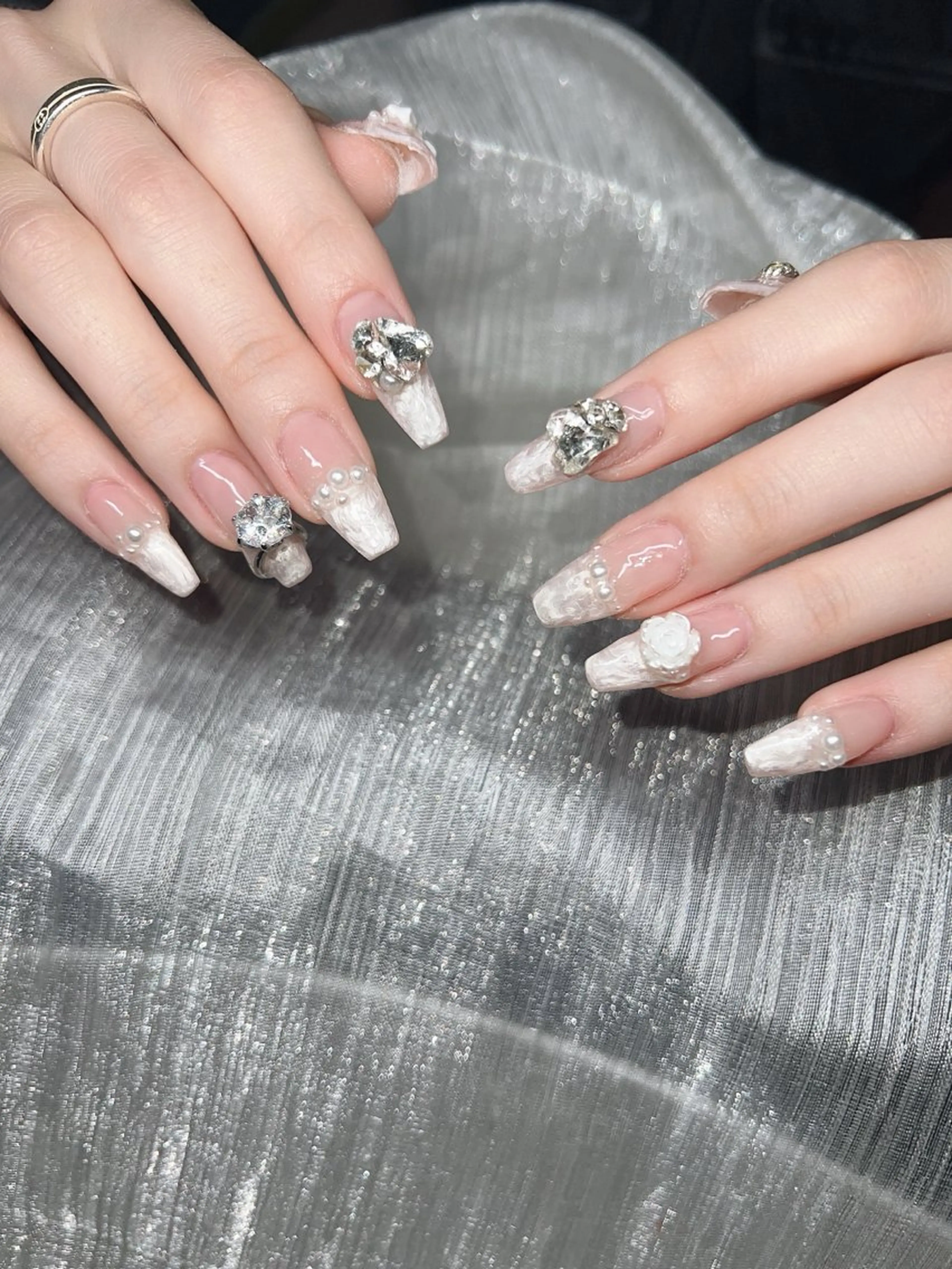 ネイル ハンドネイル Lee Nailsのネイルデザイン