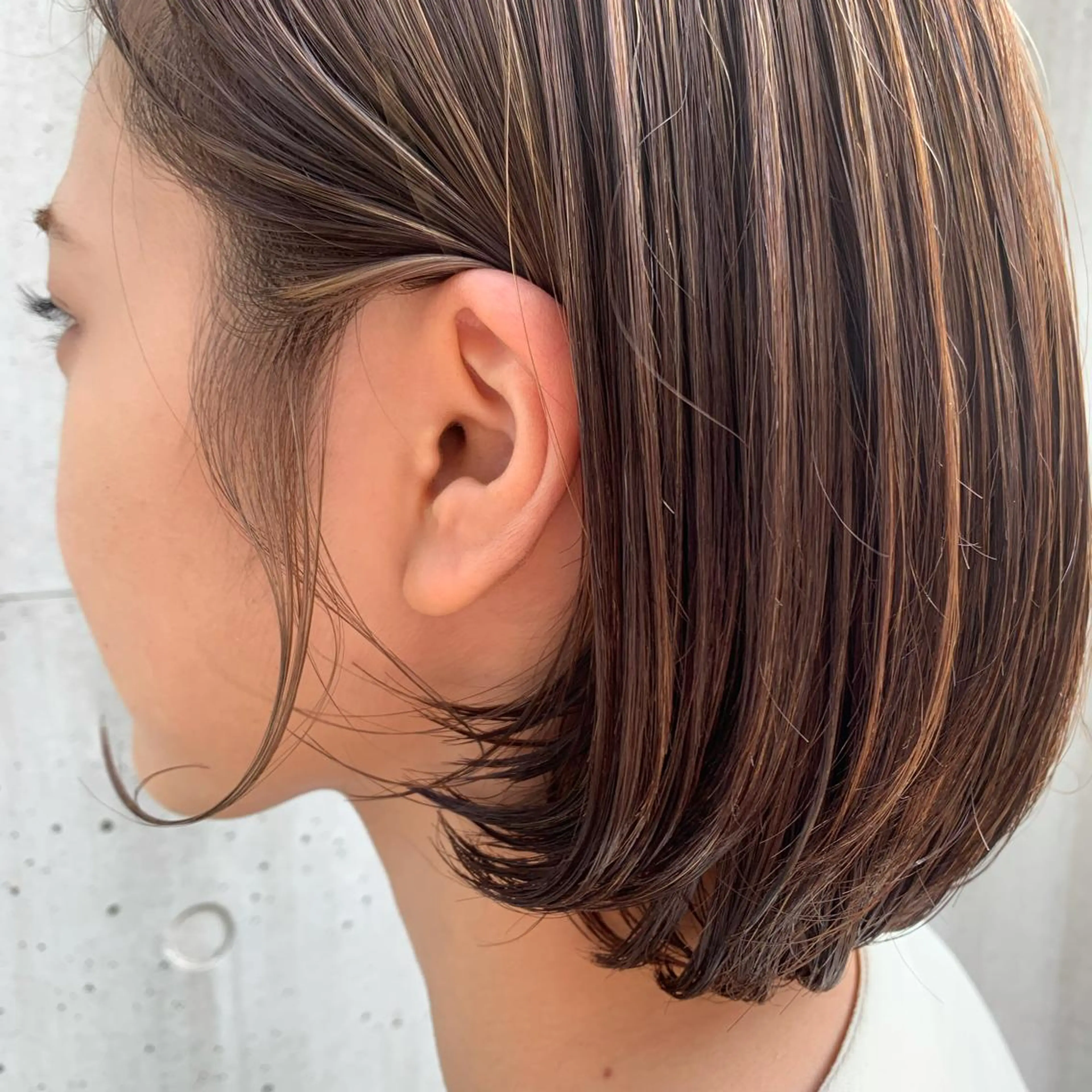 ショート カラー パーマ 美髪矯正/ハイトーン 🪸🩰ヒナコのヘアスタイル