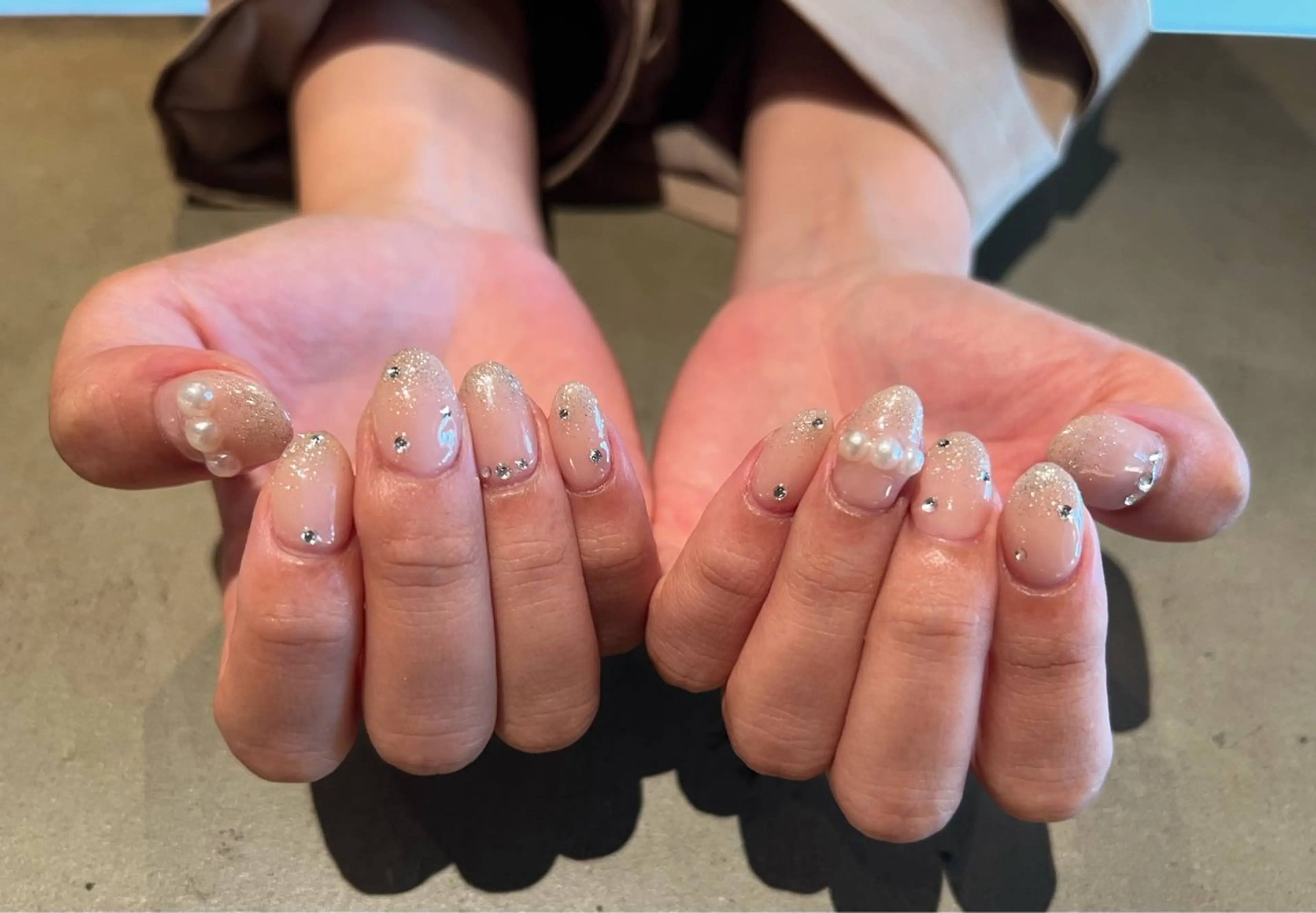 ネイル アートネイル ラメ(グリッター) ブライダルネイル ハンドネイル ウエチ ノリカ🐸のネイルデザイン