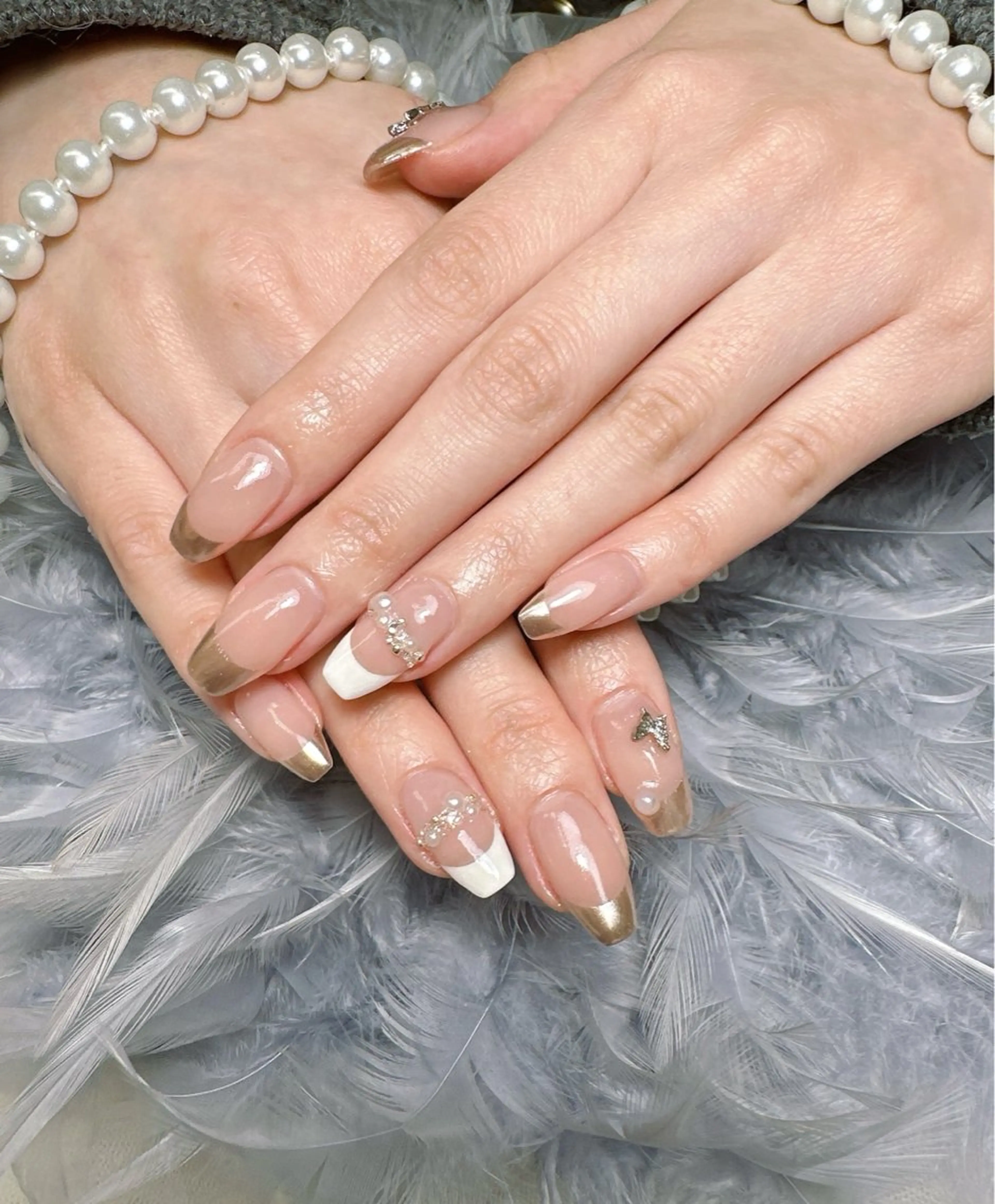 ネイル フレンチネイル ミラーネイル ハンドネイル Pretty Nail Salon     　(ジェル&ケア)所属・Pretty Nail Salonのネイルデザイン