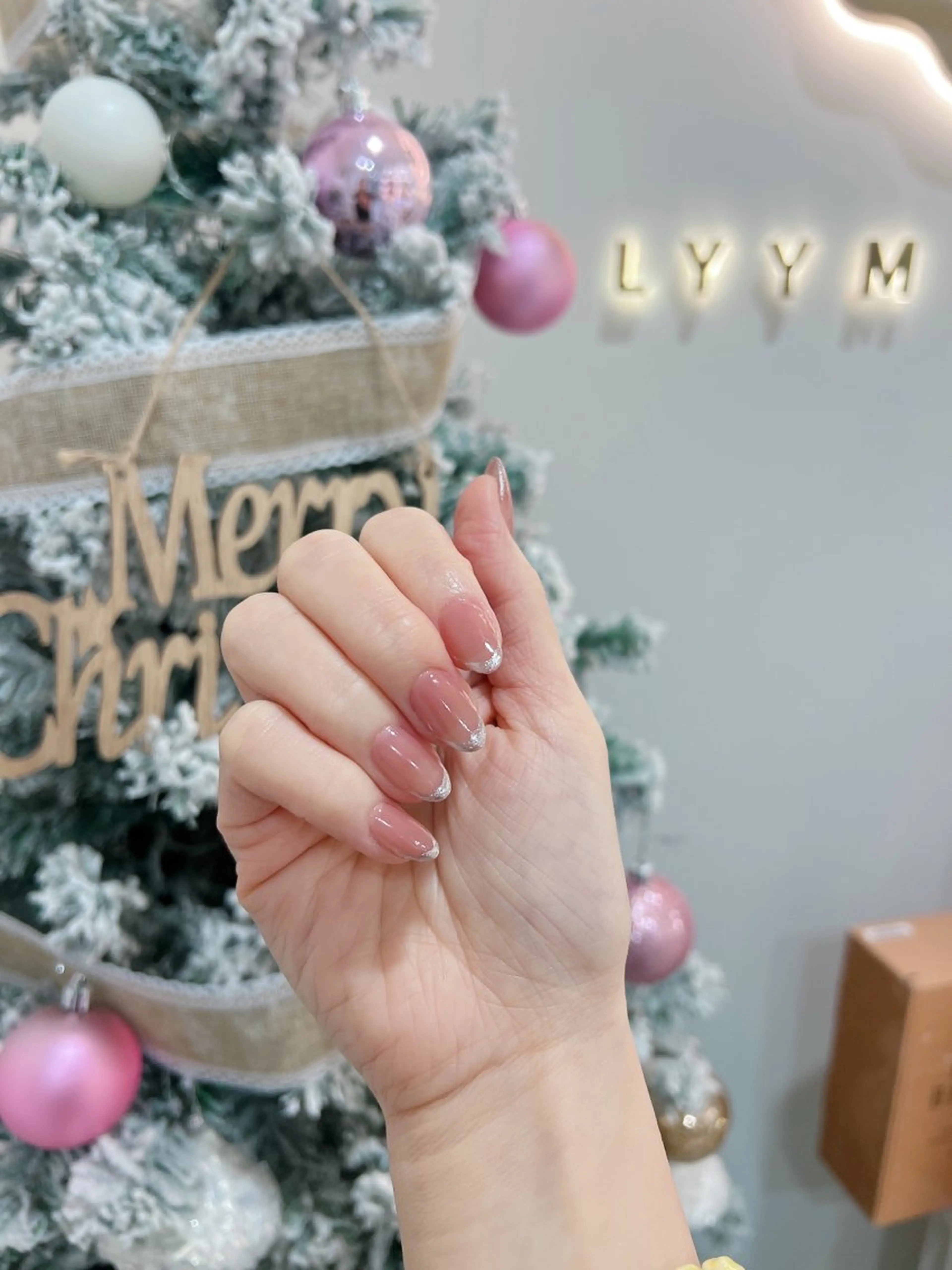 ネイル フレンチネイル LYYM Salonのネイルデザイン