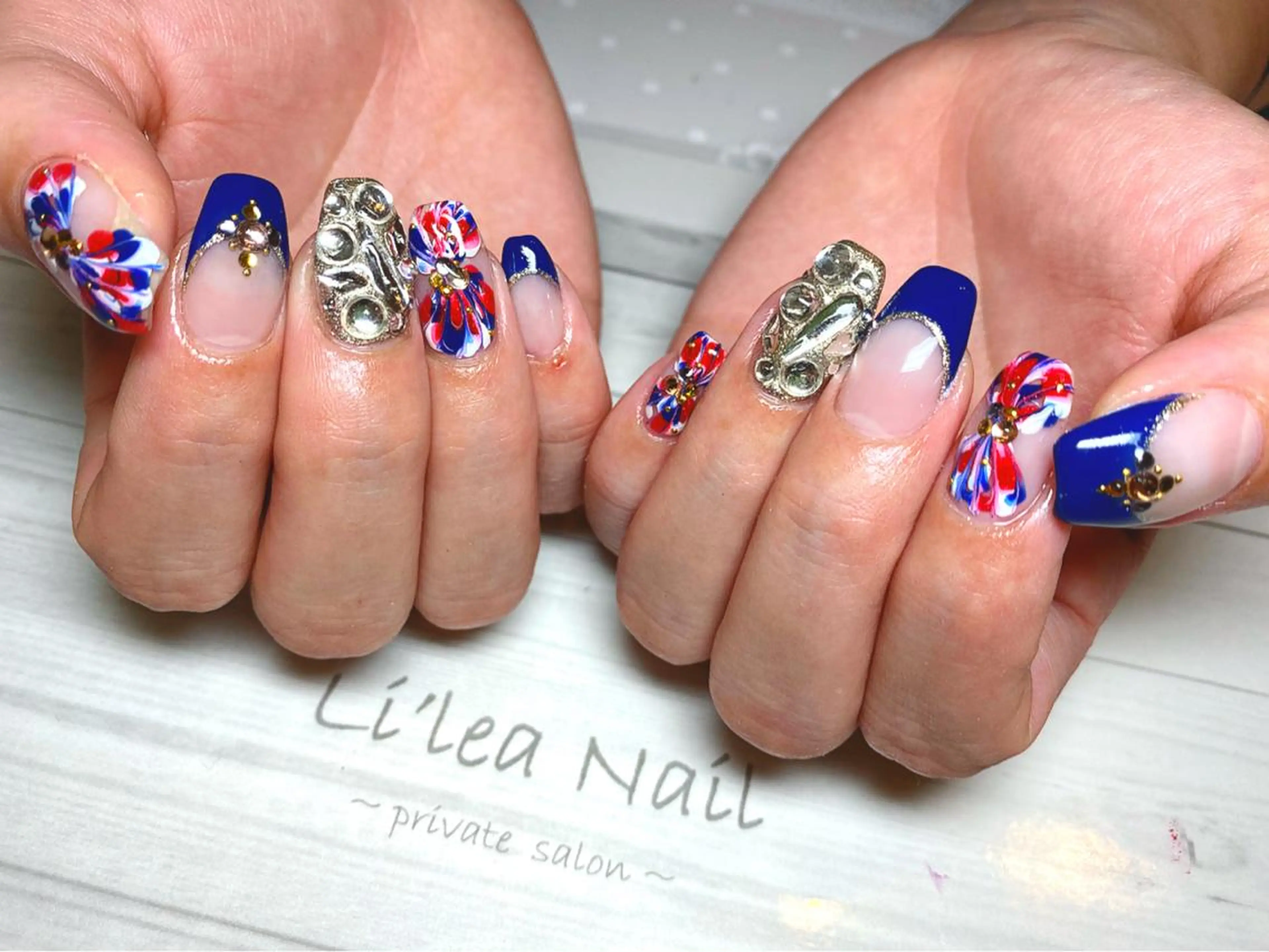 ネイル Li'leaNail AINAのネイルデザイン