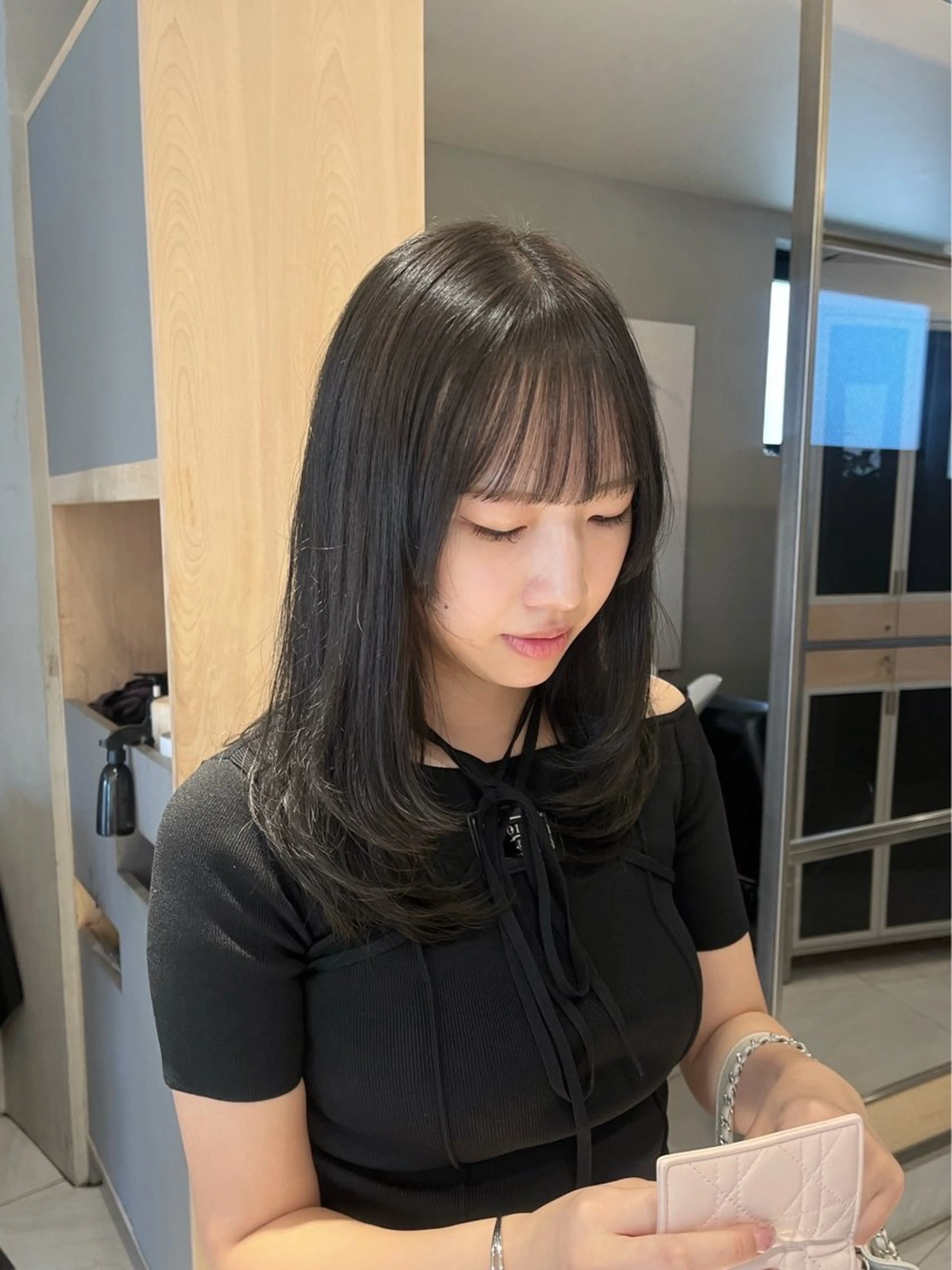 セミロング 艶カラー /　kokona🤍のヘアスタイル