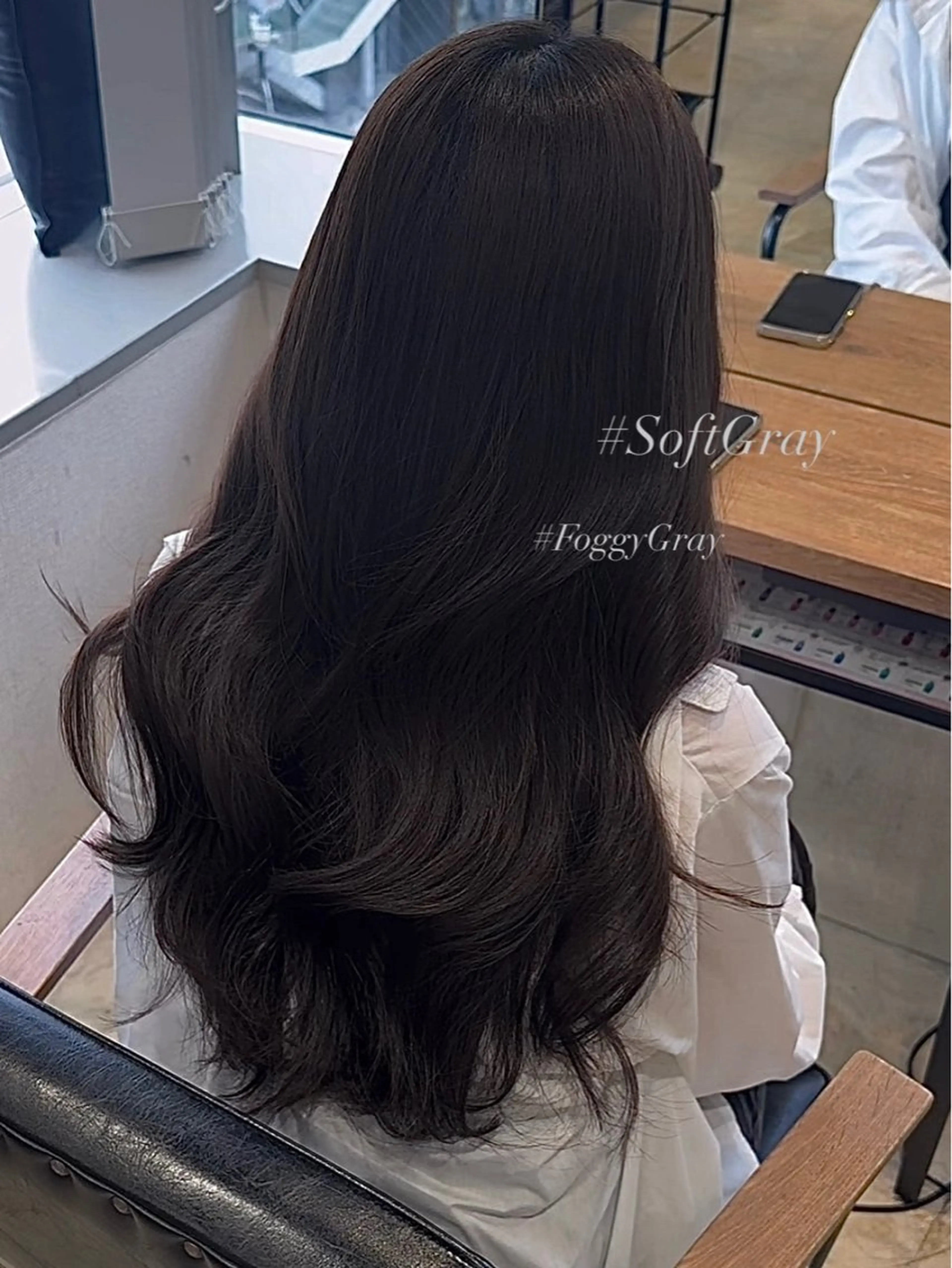 セミロング カラー パーマ ヘアアレンジ カット ヘアカラー トリートメント ヘアセット パク・ボミン小野リエ 韓国ハーフ🦊のヘアスタイル