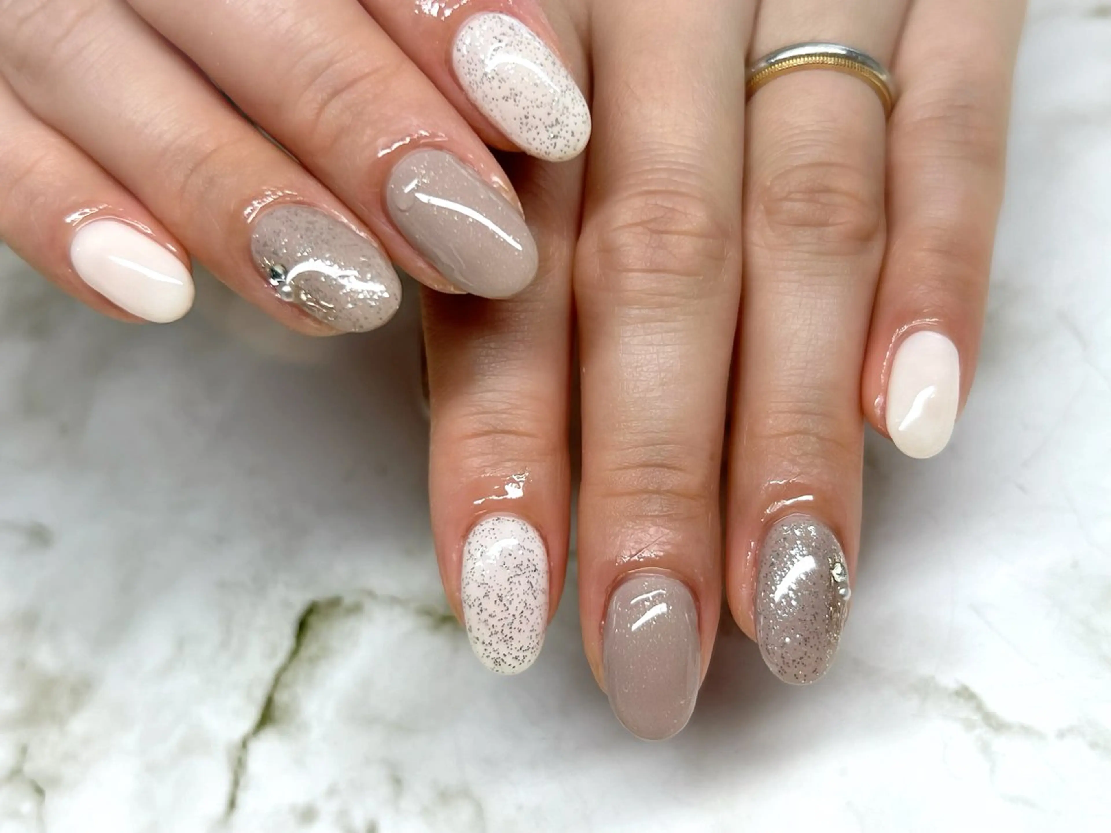 ネイル NailSalon MAHINAのネイルデザイン