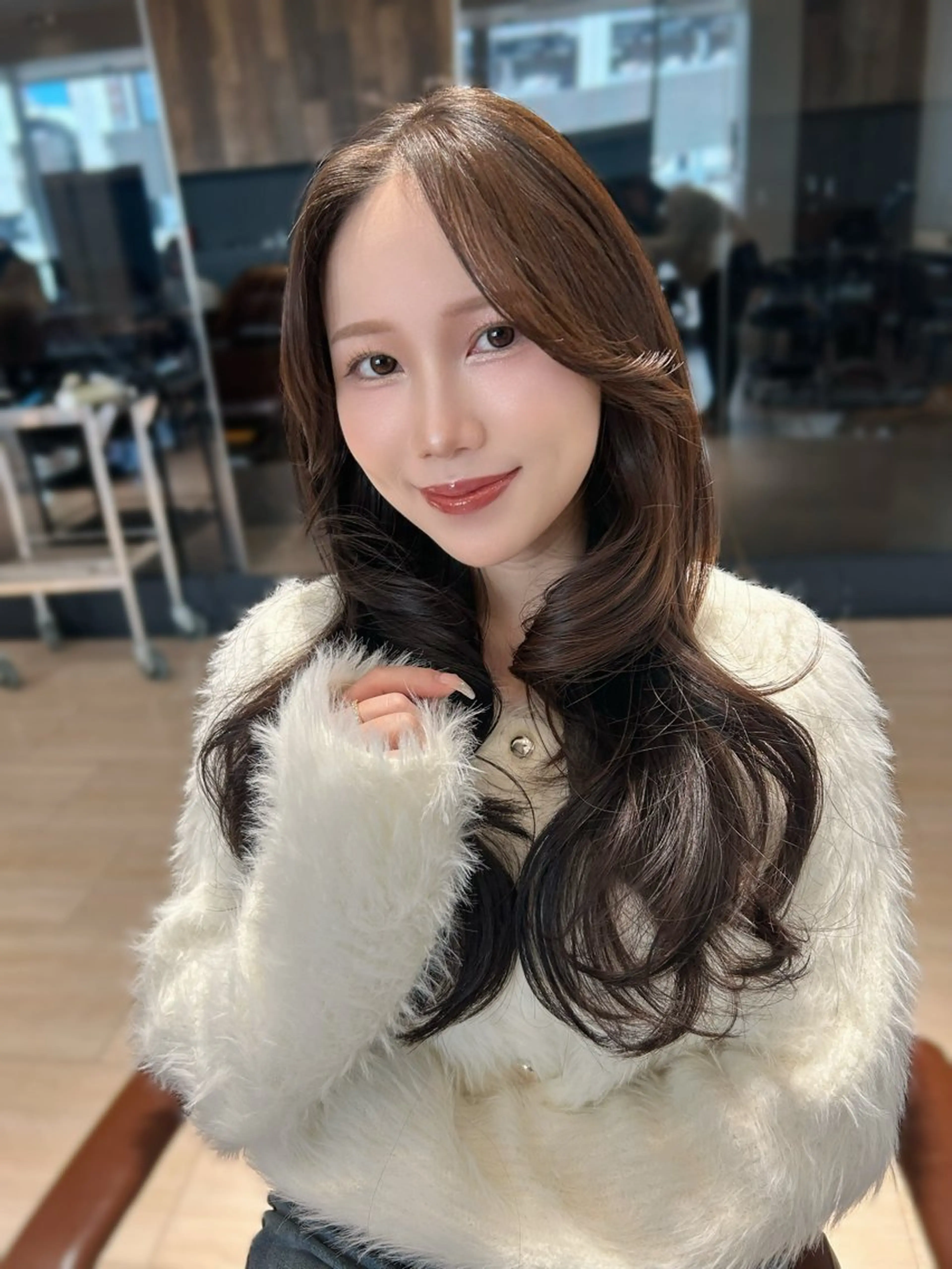 ロング カット ヘアカラー トリートメント 🎀大竹美侑／顔まわ りカット／レイヤーのヘアスタイル