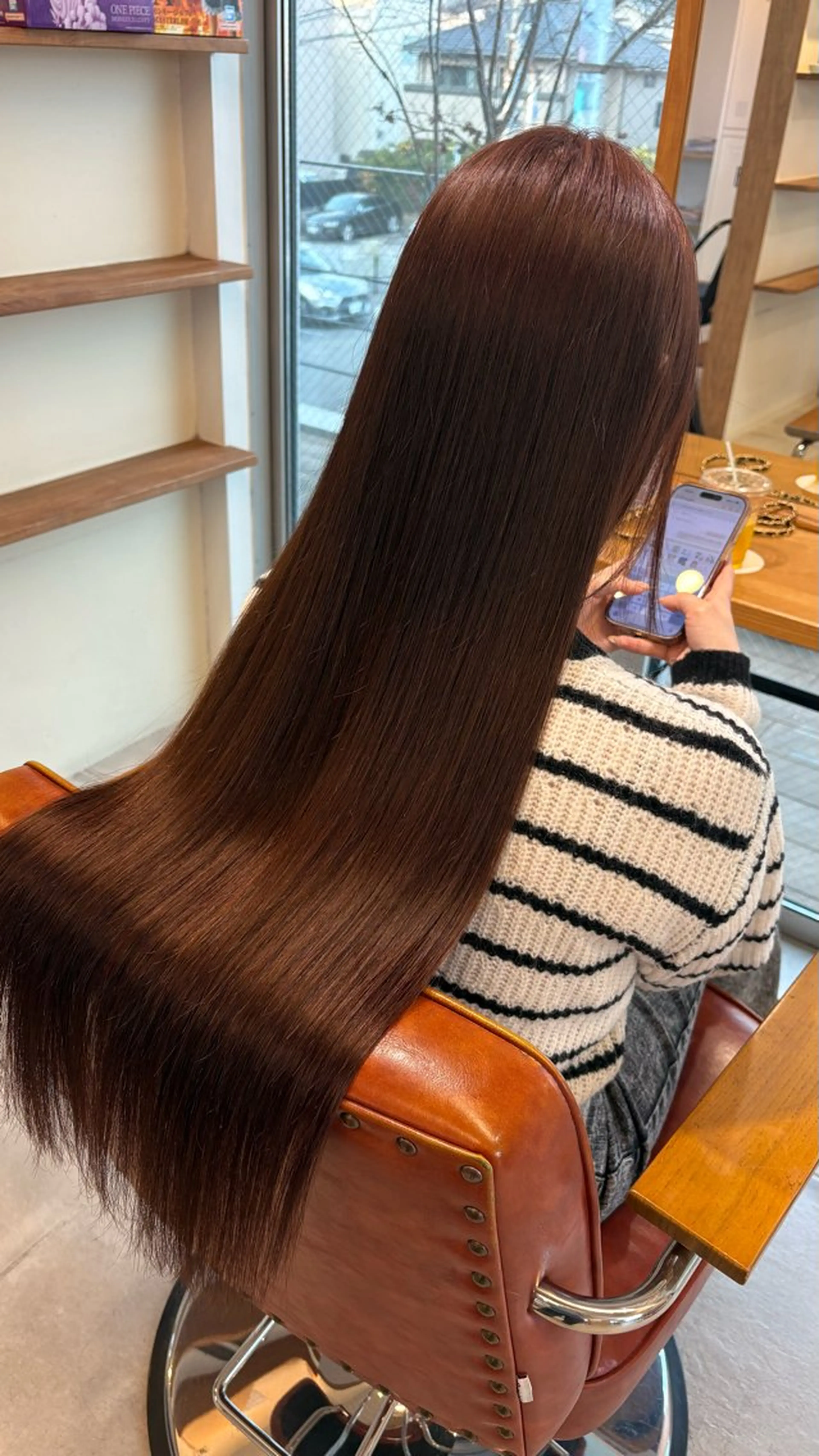 ロング ピンクブラウン ロング ヘアカラー 竹広綾乃/ 艶カラーのヘアスタイル