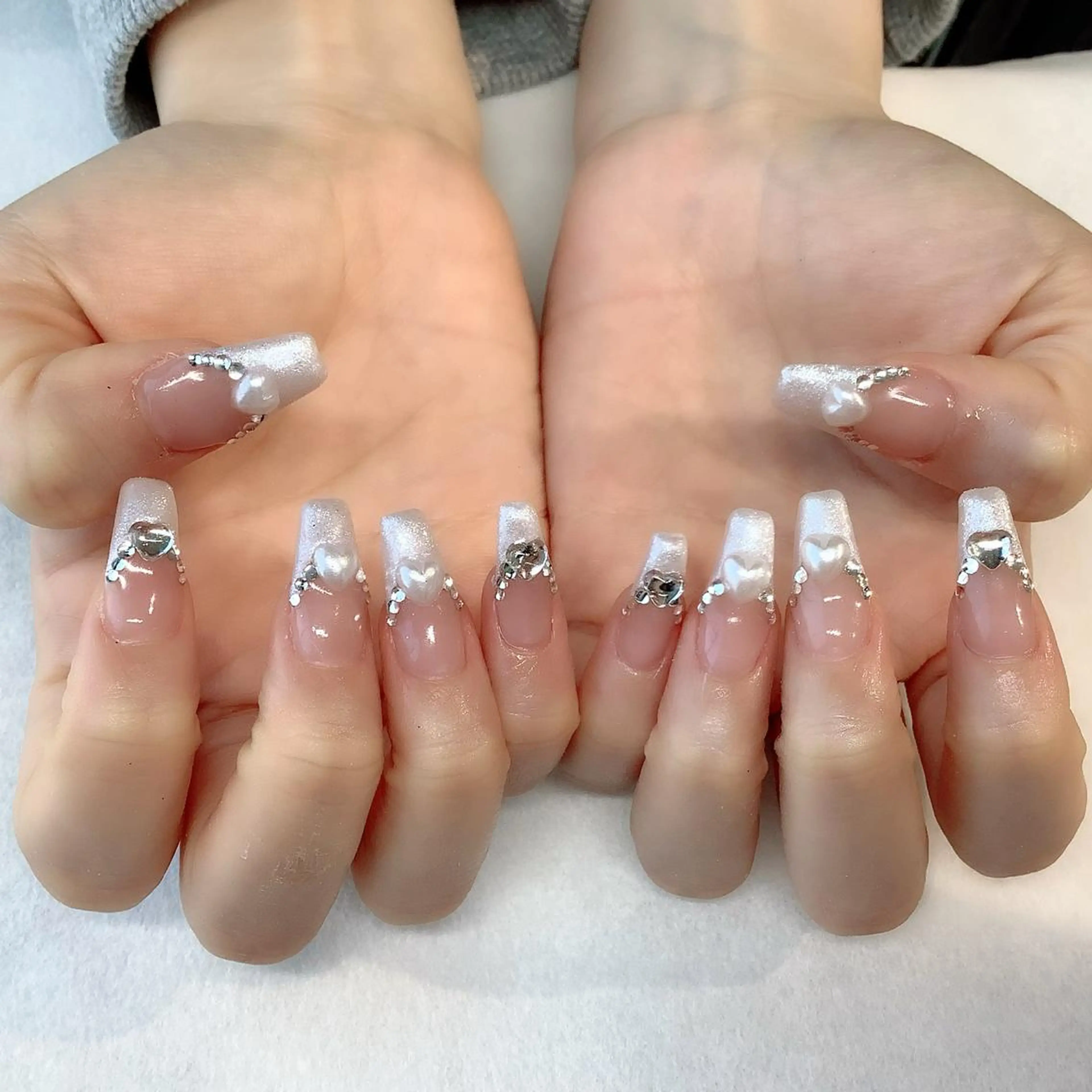 ネイル ハンドネイル 💎🐰 saki. m 🐰💎のネイルデザイン