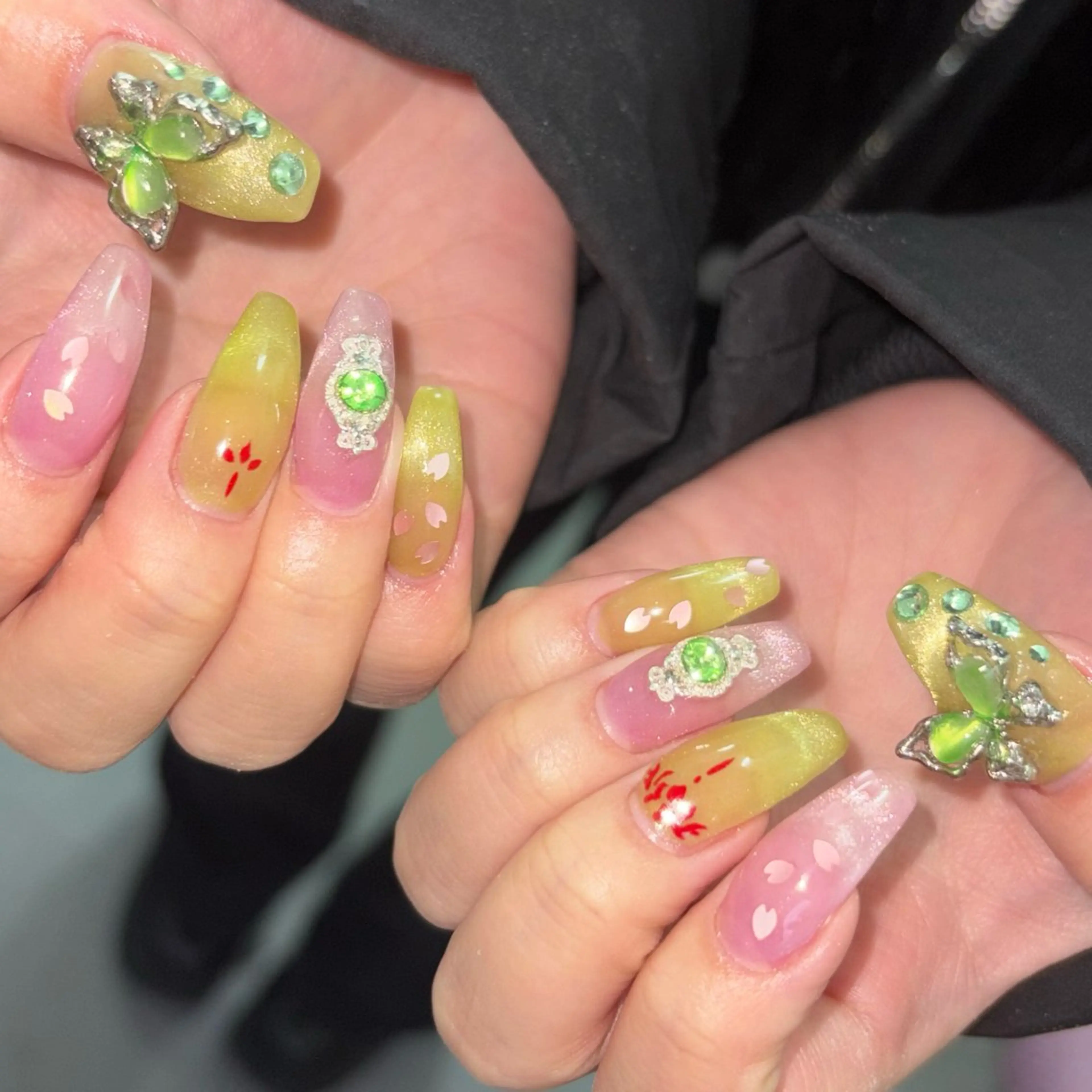 ネイル ハンドネイル フットネイル 木村 夏生 /アート･個性派👾のネイルデザイン