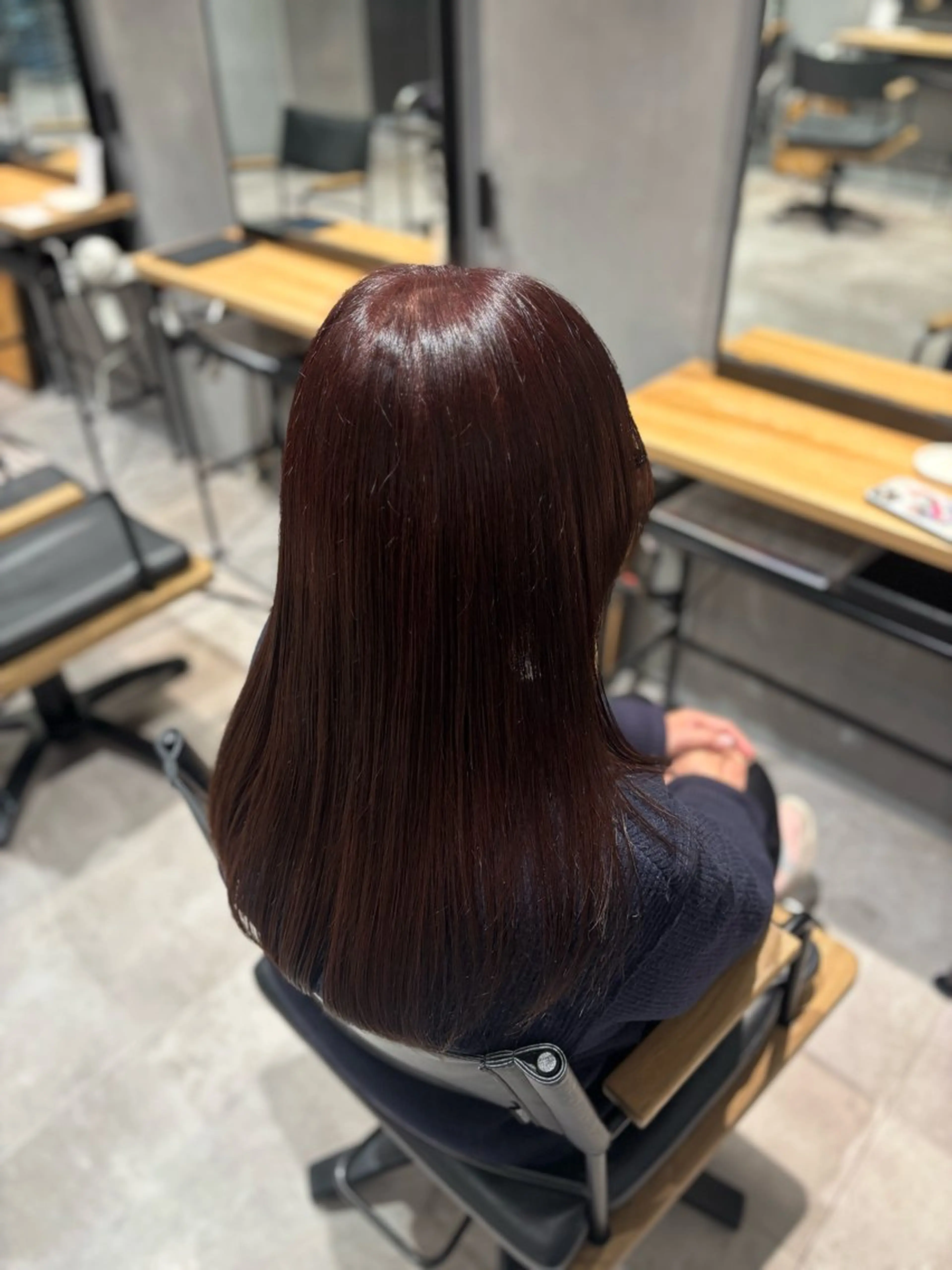 カラー ヘアカラー 西方 メグのヘアスタイル