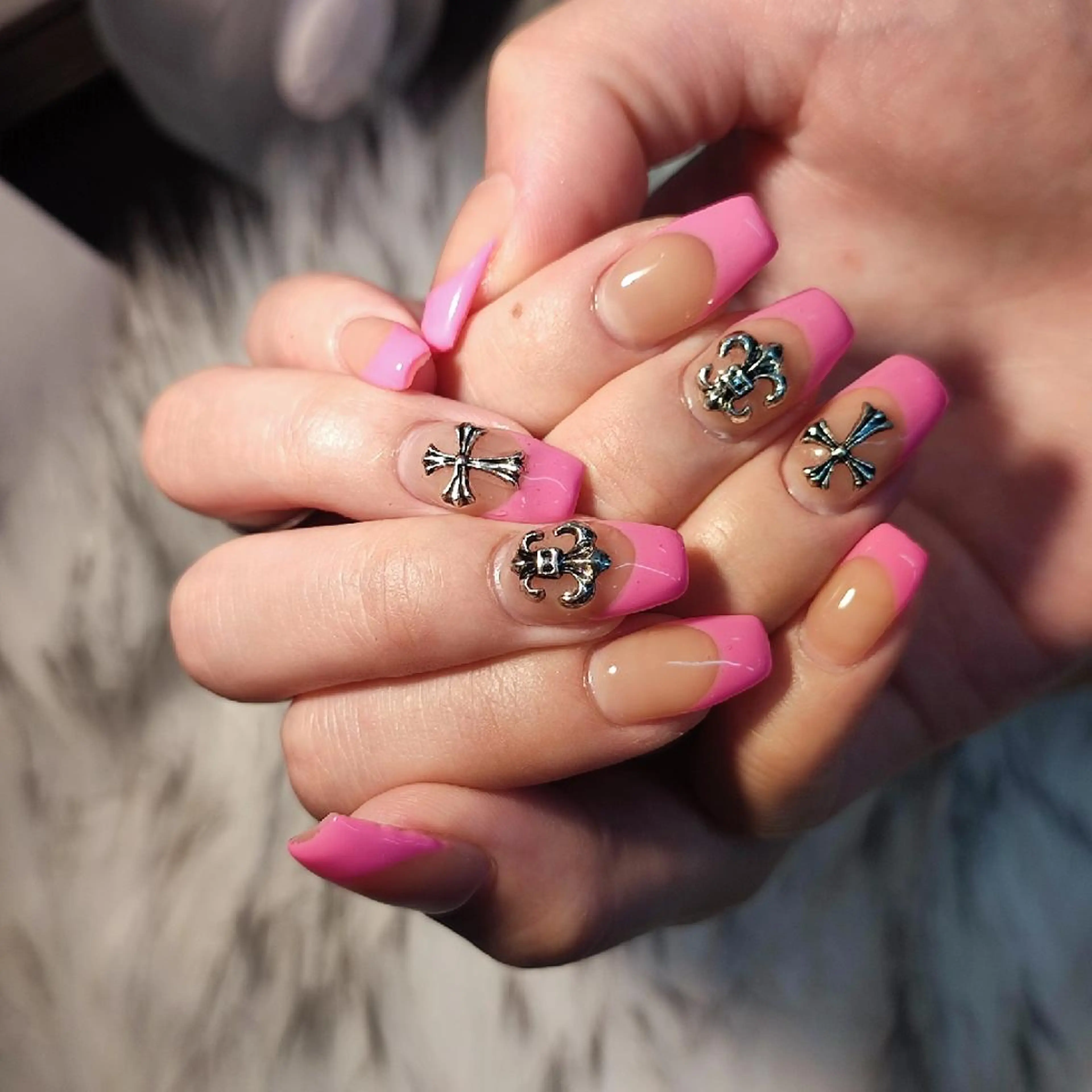 ネイル ハンドネイル RUNWAY 　　の眉毛・アイブロウイメージ