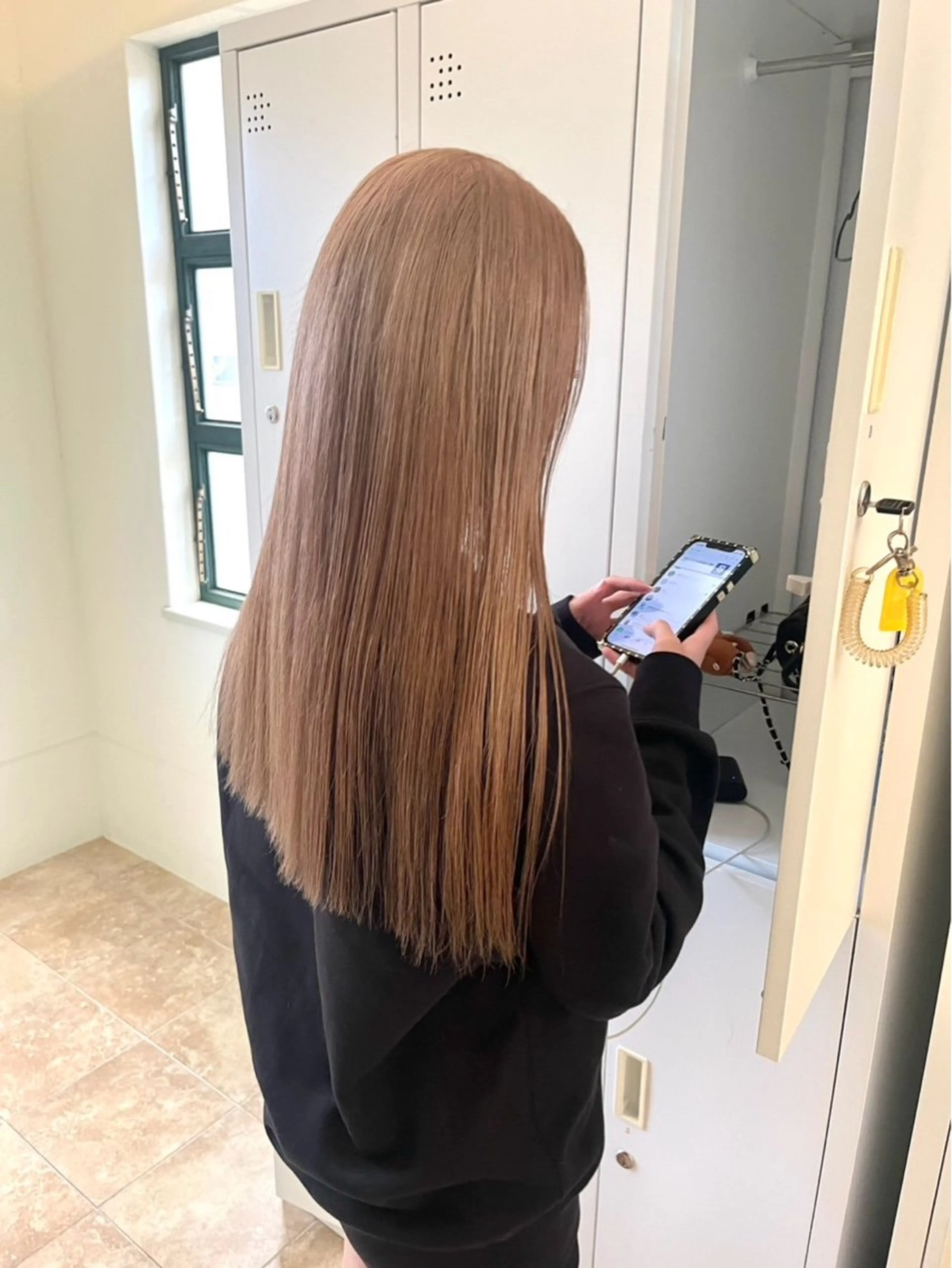 カラー 福井 愛瑠のヘアスタイル