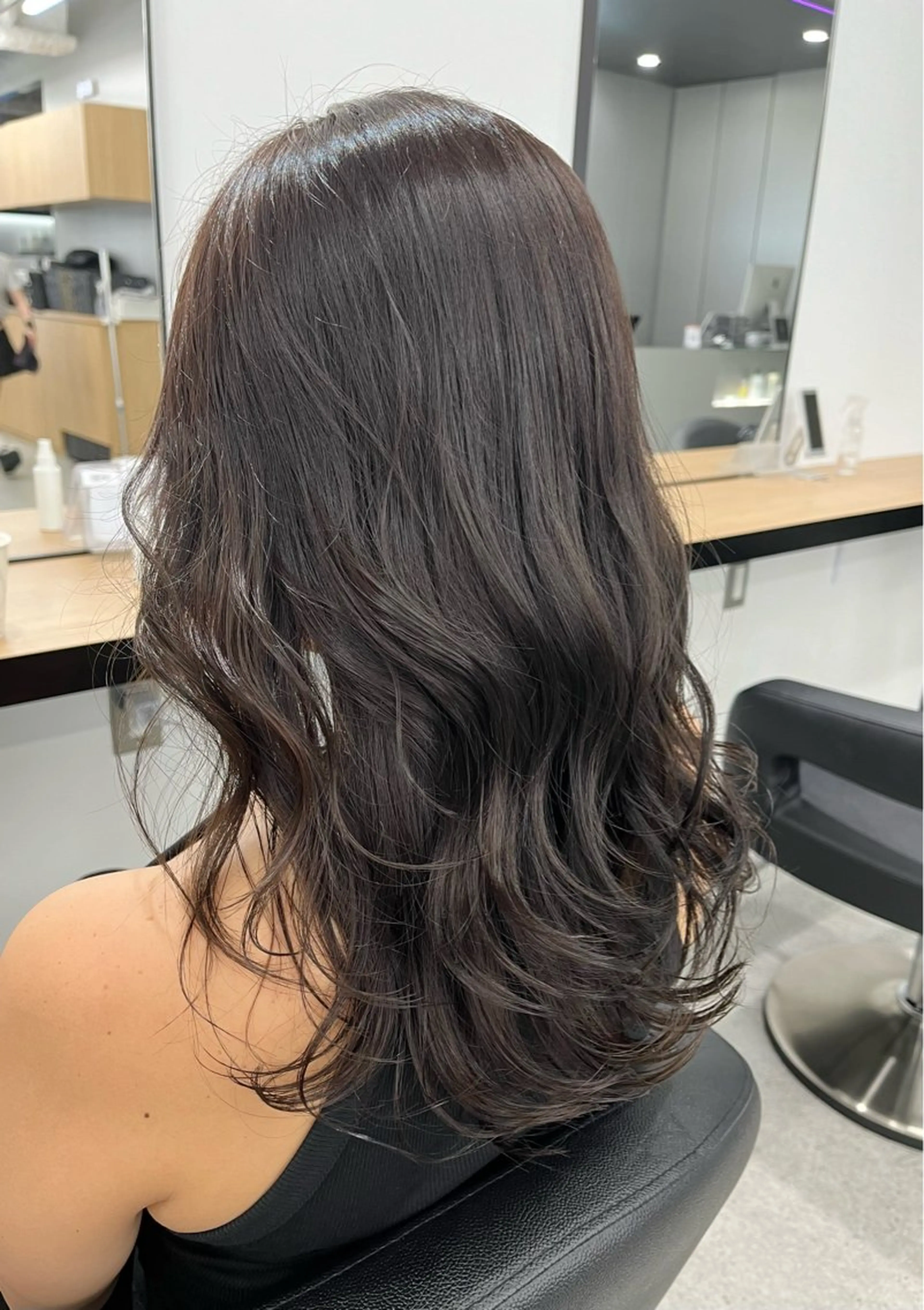 ミディアム カラー グレージュ 縮毛矯正/ハイトーン /パーマ/前原汐🎐のヘアスタイル