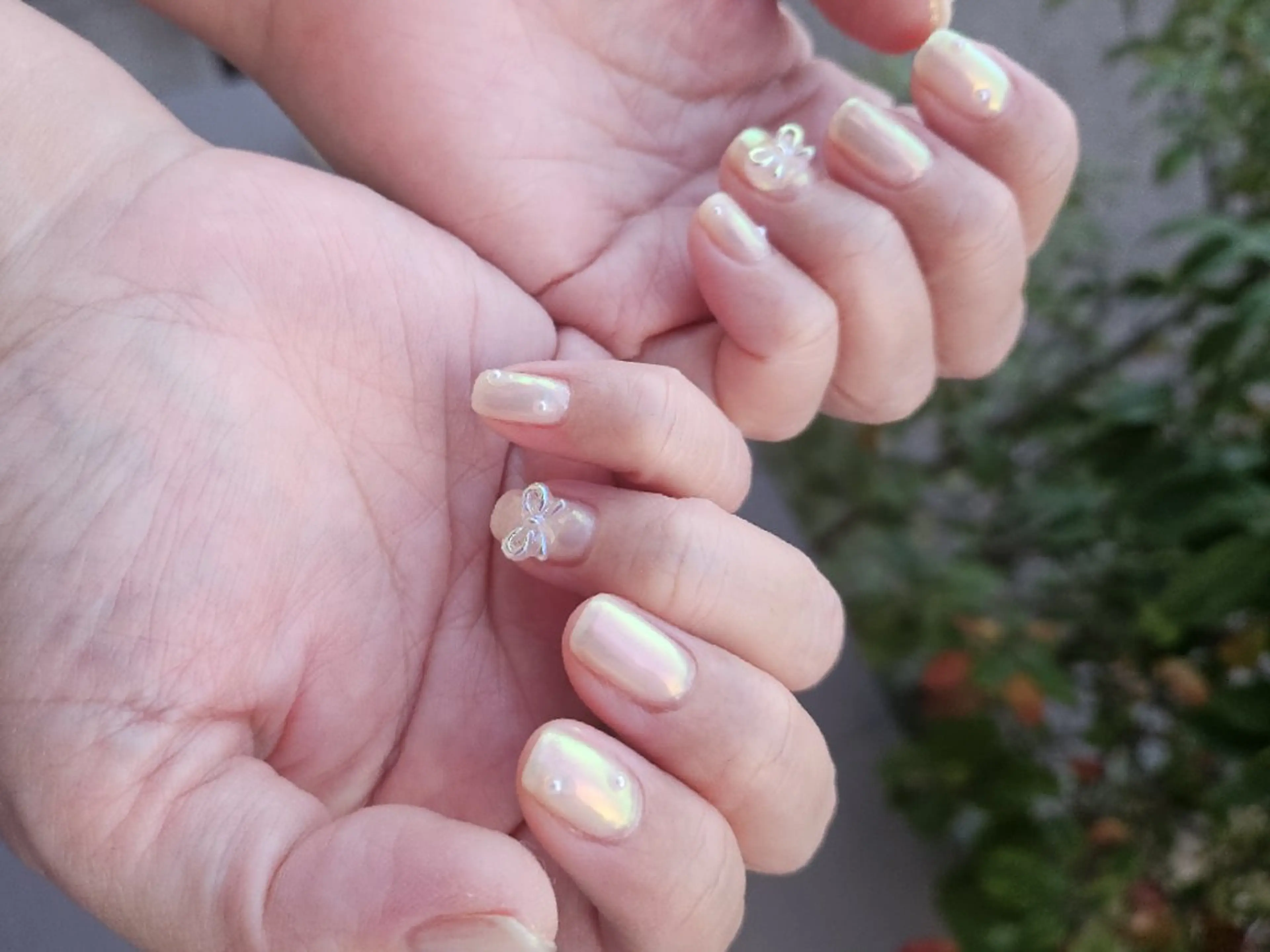 ネイル オーロラネイル emust.nail   のネイルデザイン