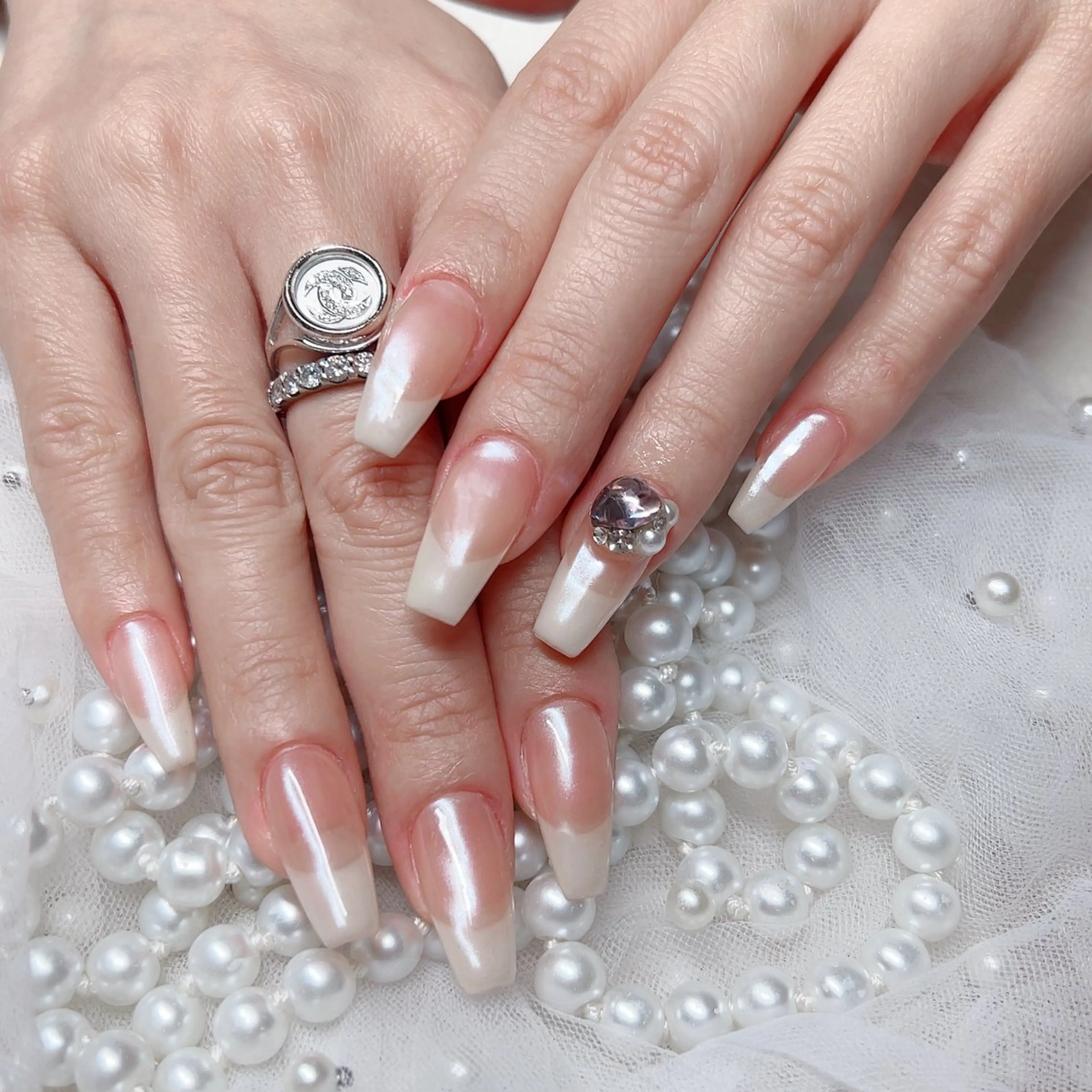 ネイル M🌷nail 長さだし専門店のネイルデザイン