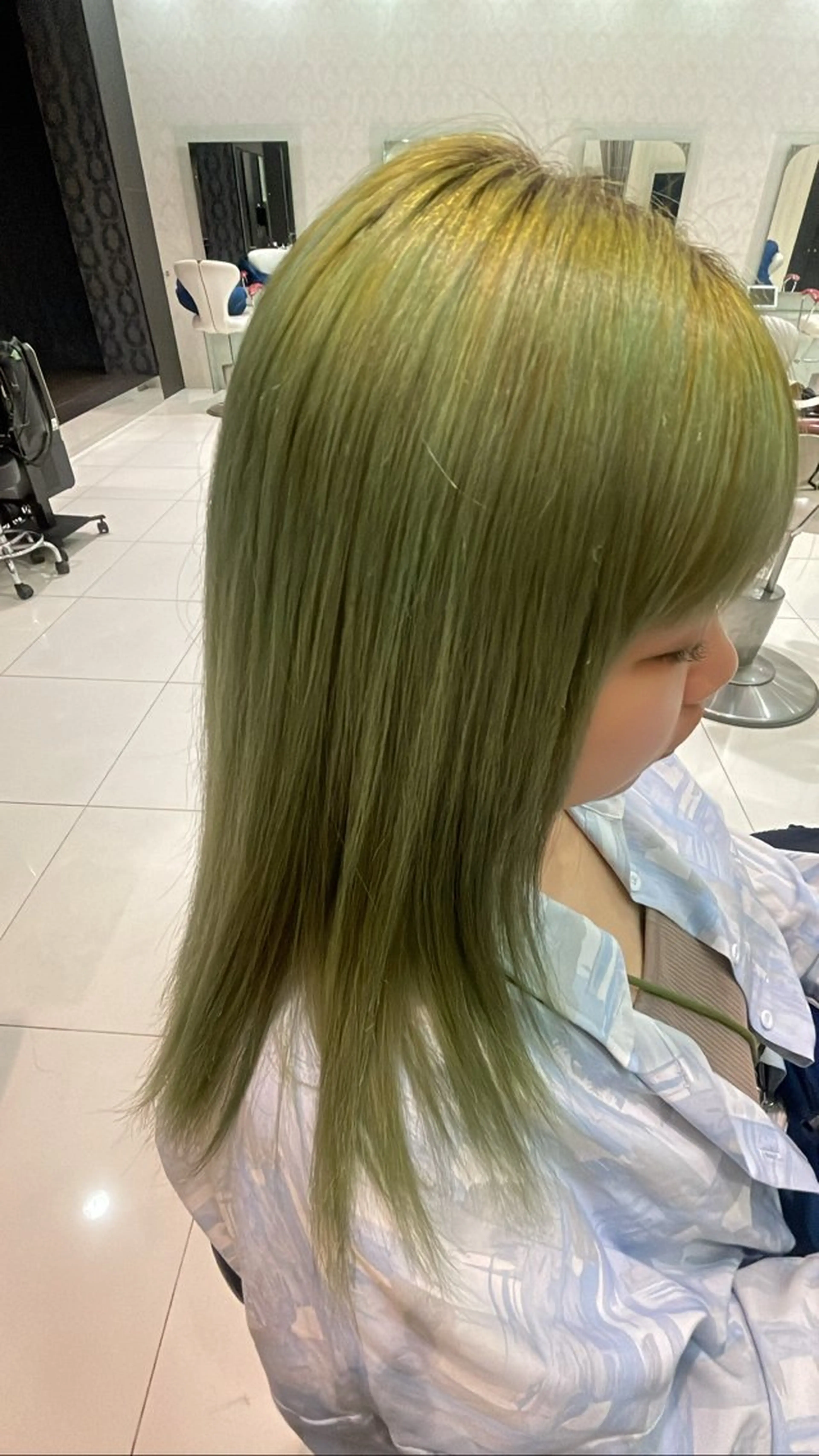 ミディアム 中河 美裕のヘアスタイル