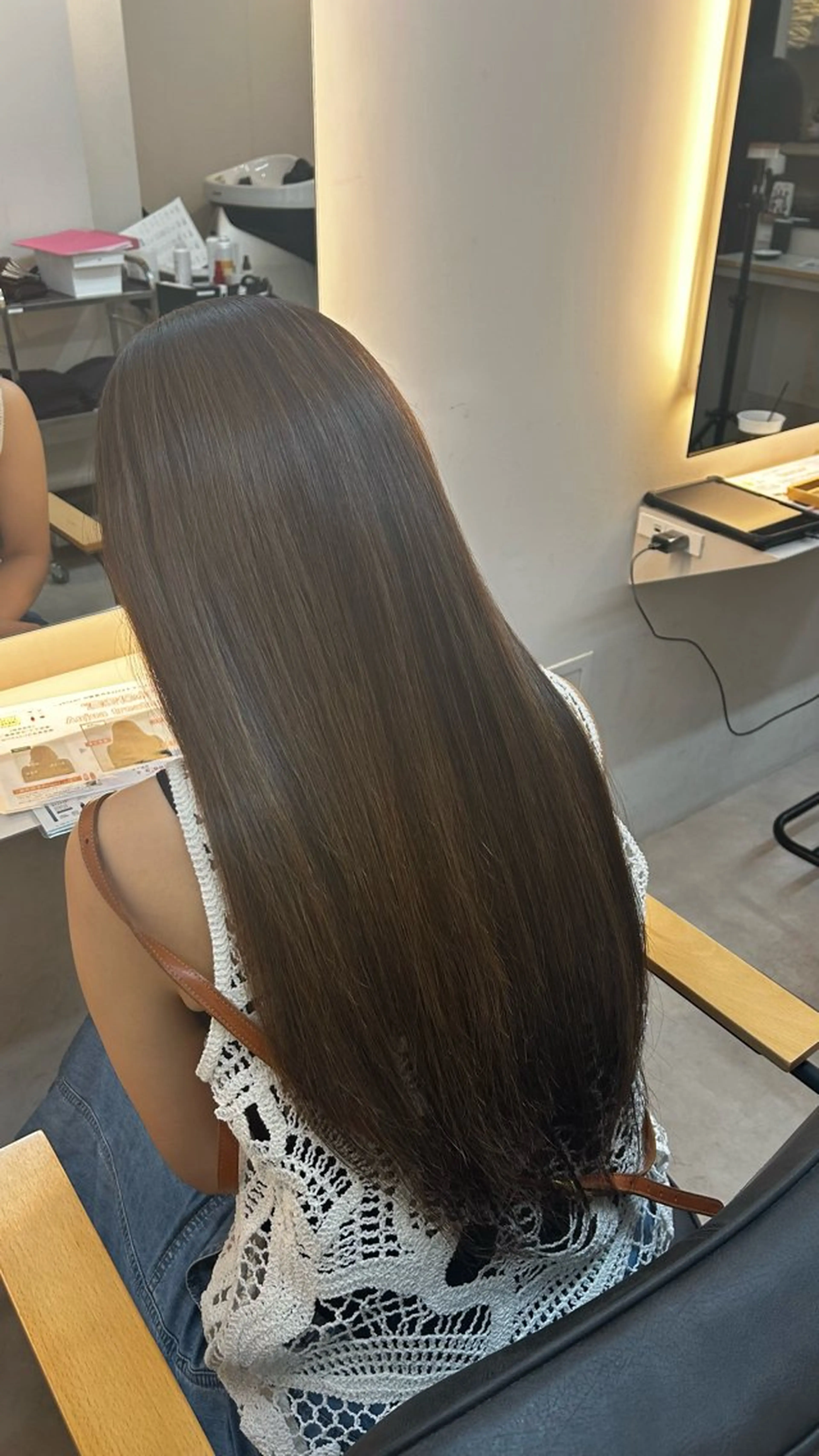 ロング カラー 山尾 涼華のヘアスタイル