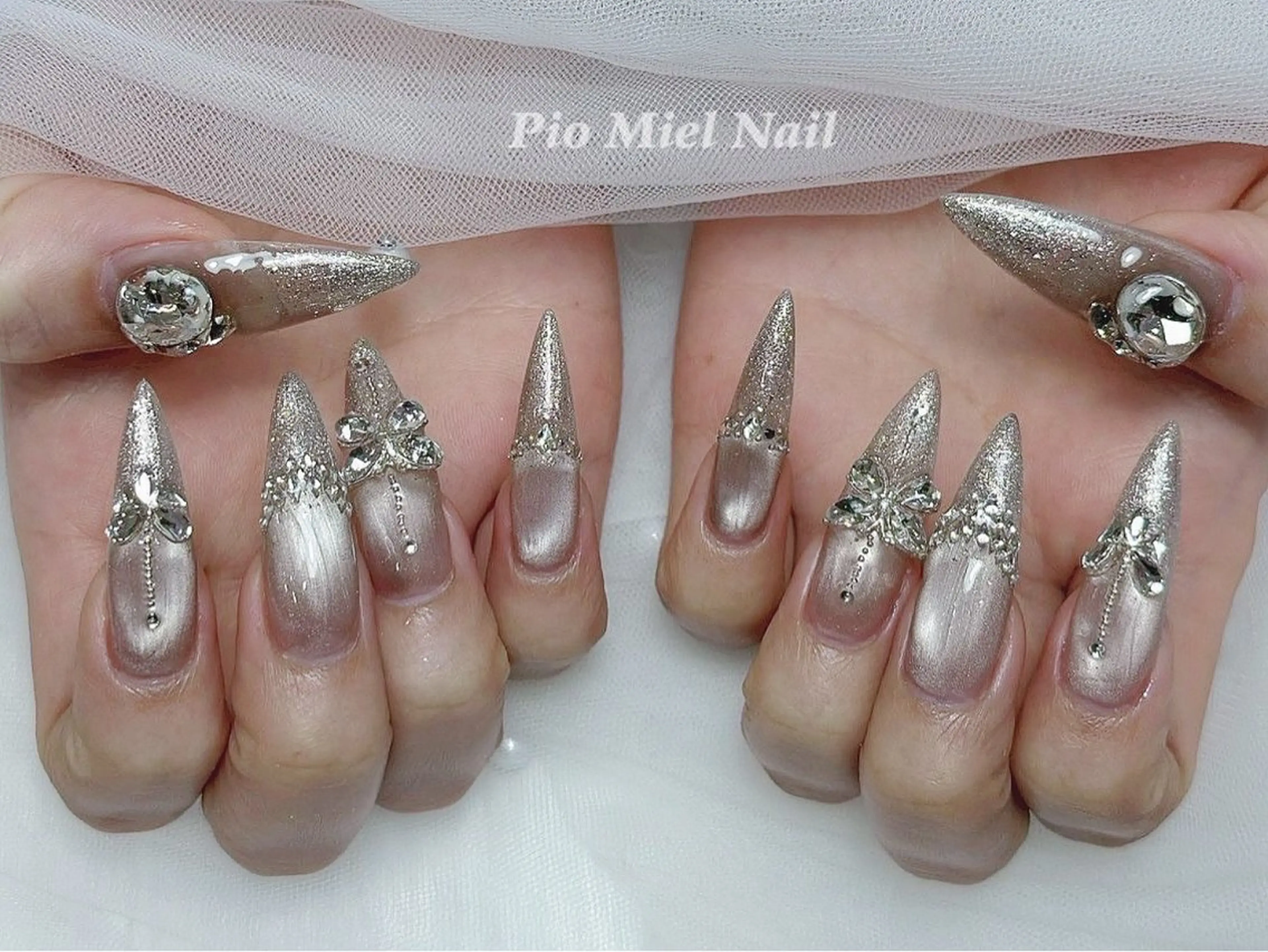 ネイル Pio Mielのネイルデザイン
